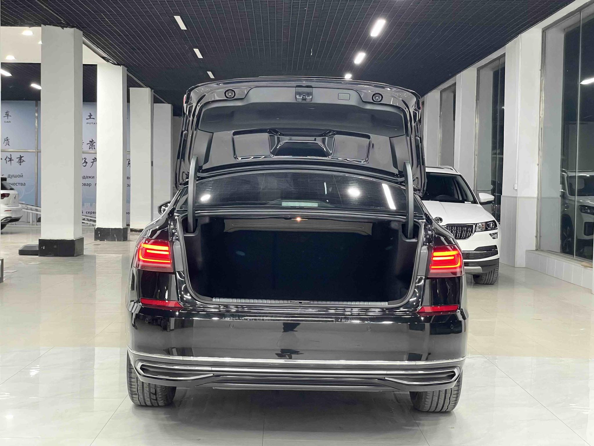 Volkswagen Passat 2023, фото 17