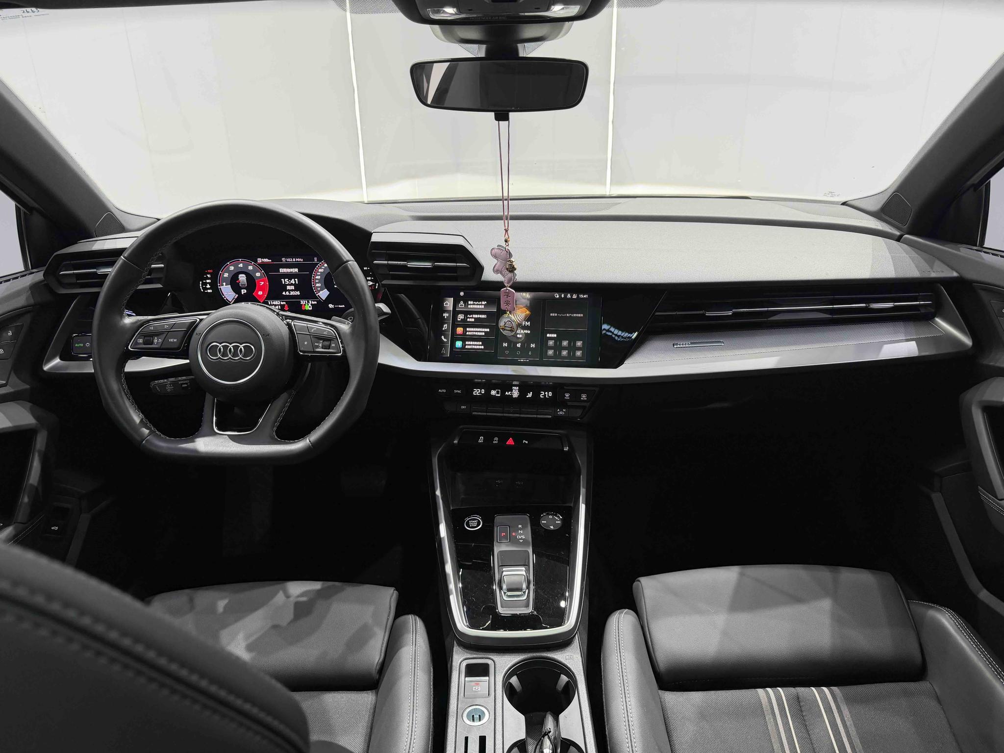 Audi A3 2022, фото 8