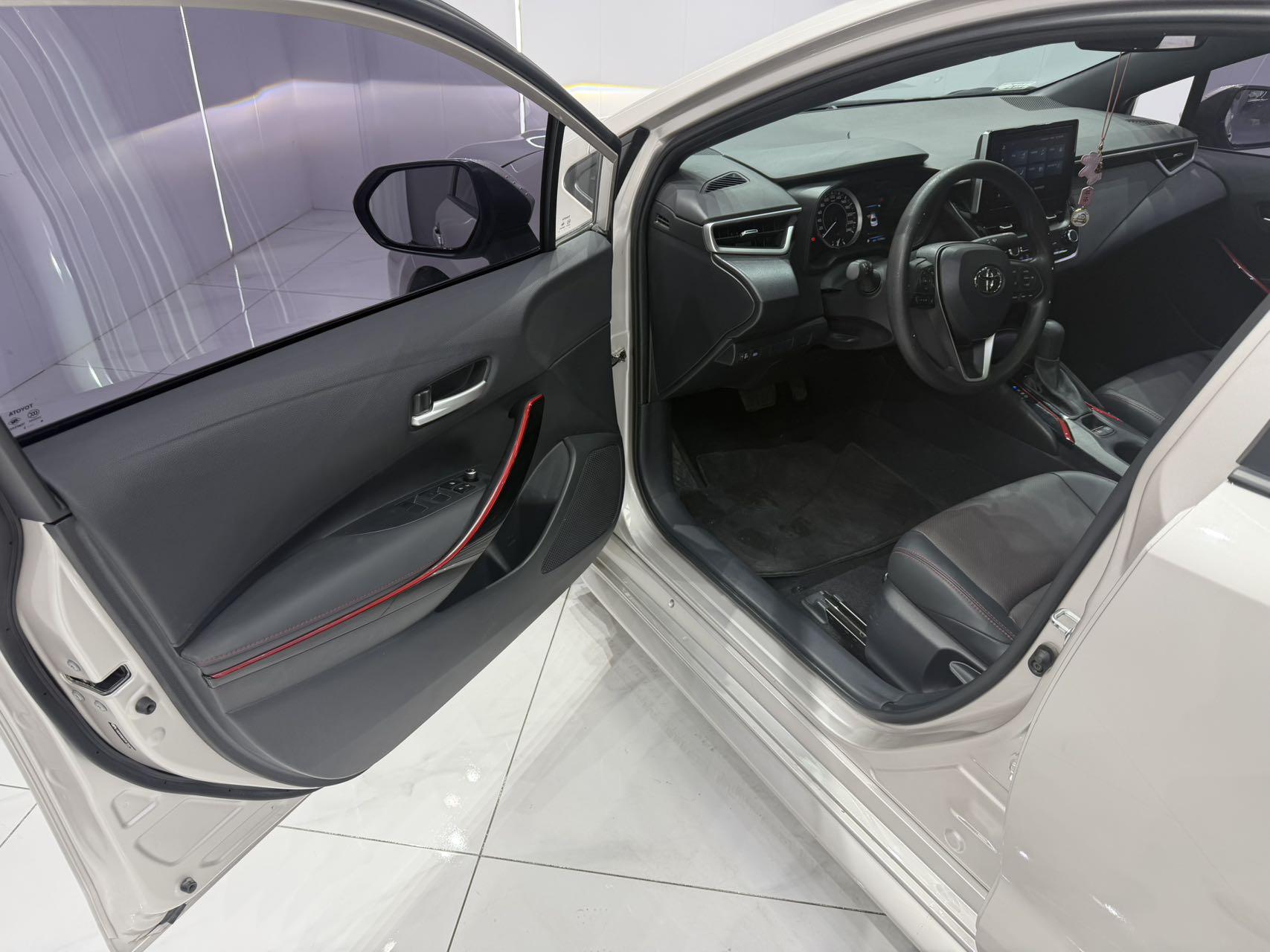Toyota Corolla 2023, фото 7