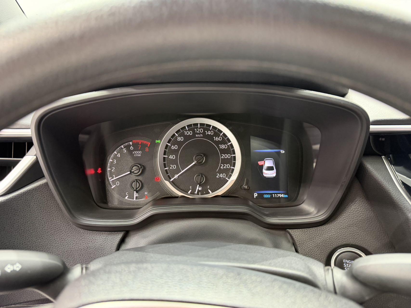 Toyota Corolla 2023, фото 10