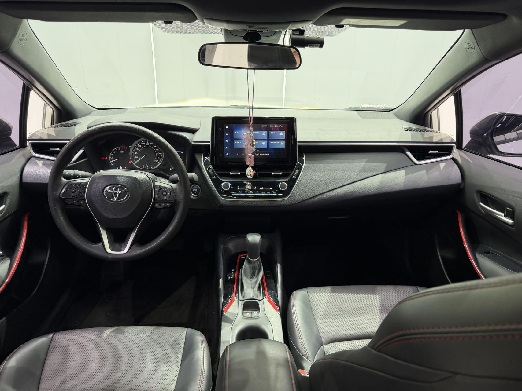Toyota Corolla 2023, фото 13