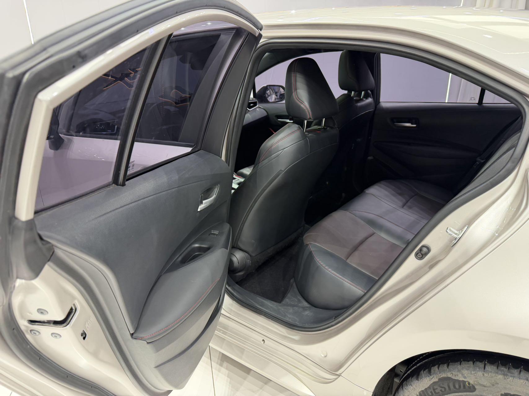 Toyota Corolla 2023, фото 16