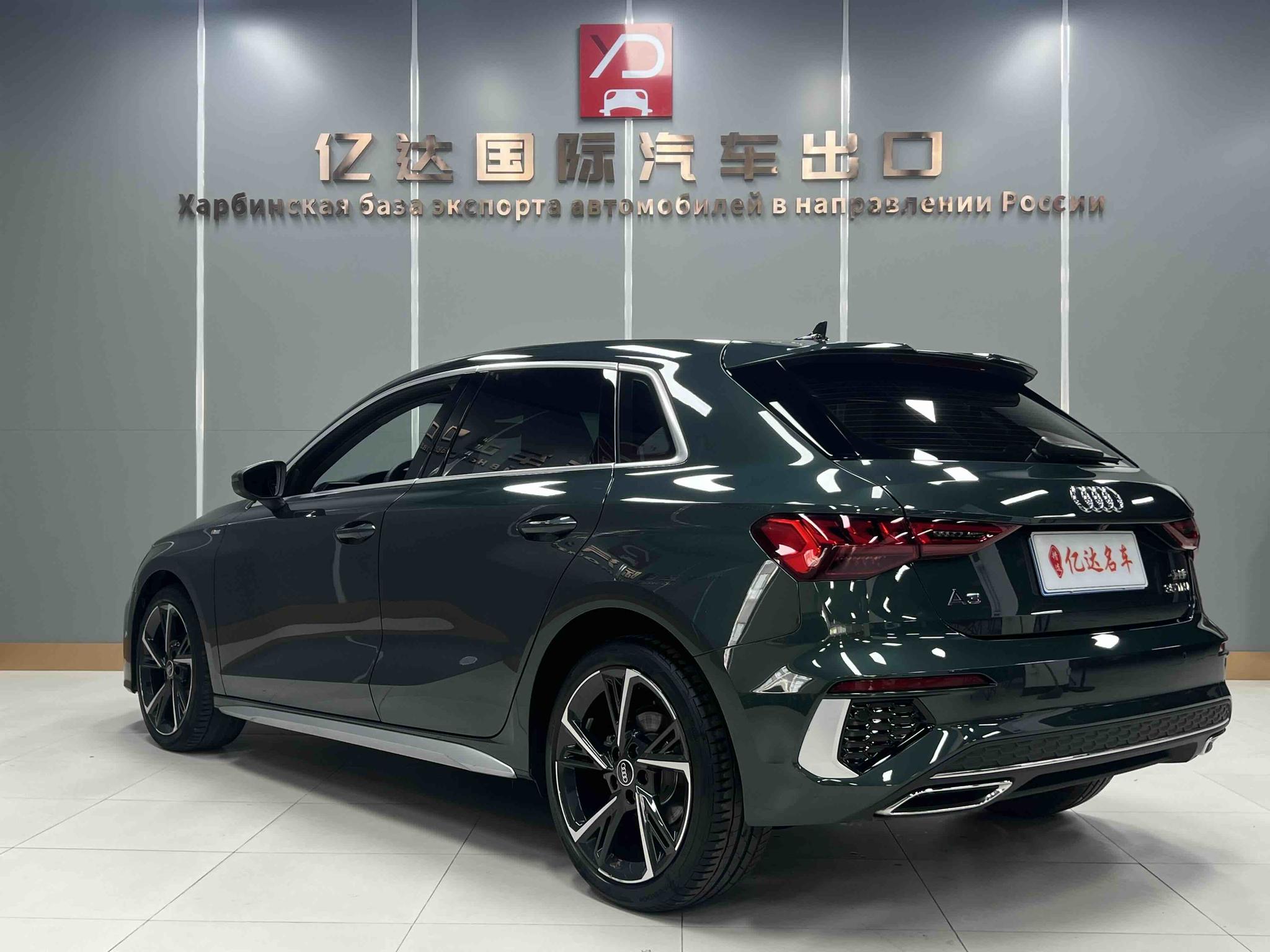 Audi A3 2023, фото 5