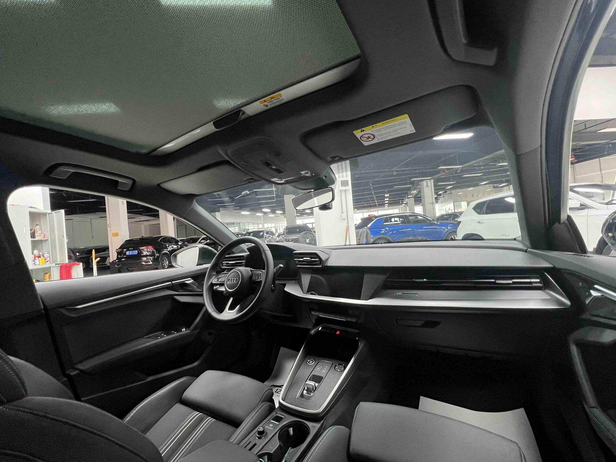 Audi A3 2023, фото 10