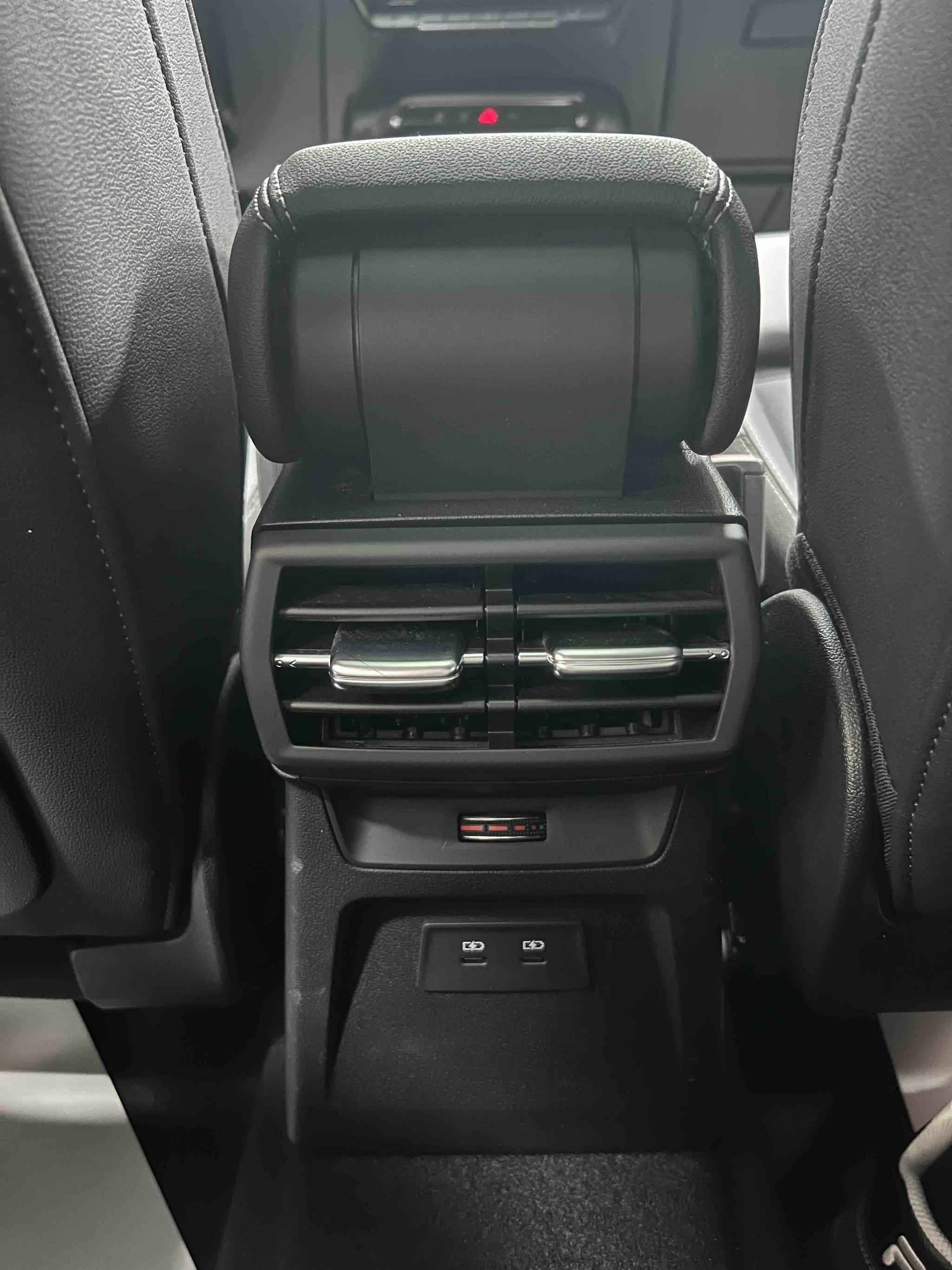 Audi A3 2023, фото 14