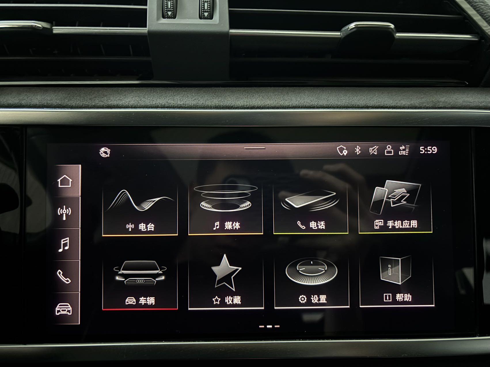 Audi Q3 2022, фото 15