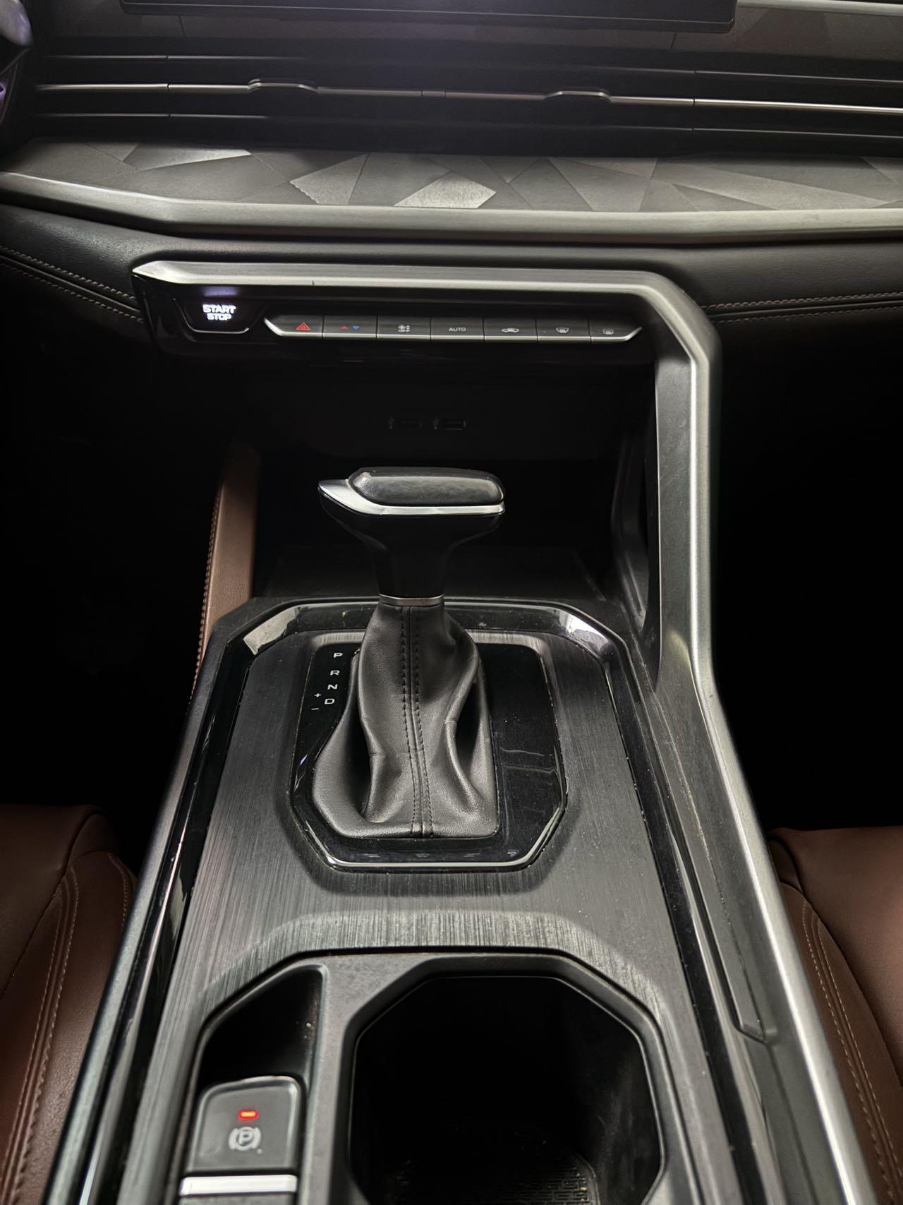 Geely Emgrand X6 2021, фото 17