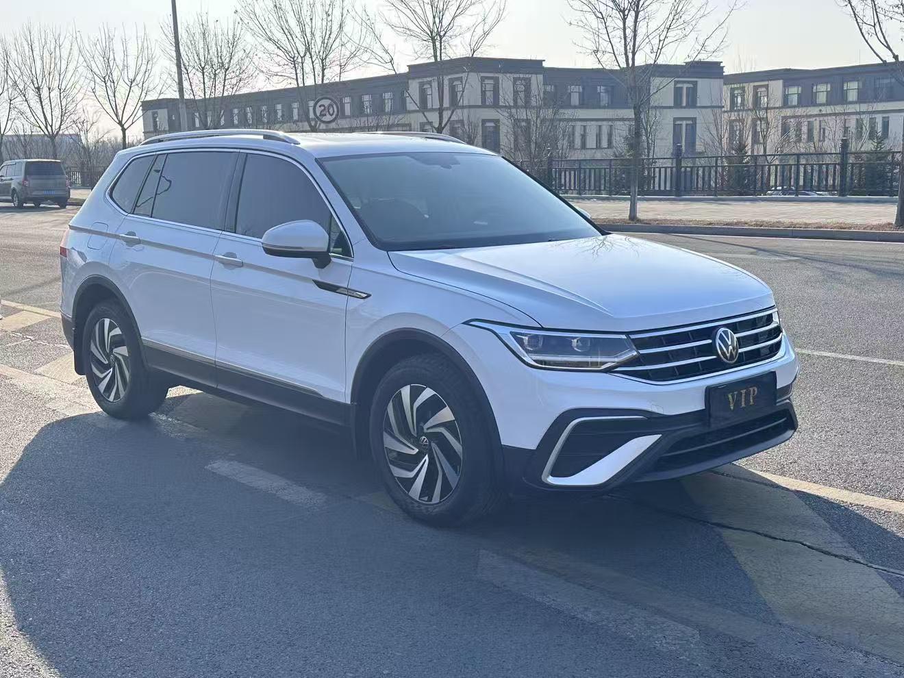 Volkswagen Tiguan 2023, фото 3