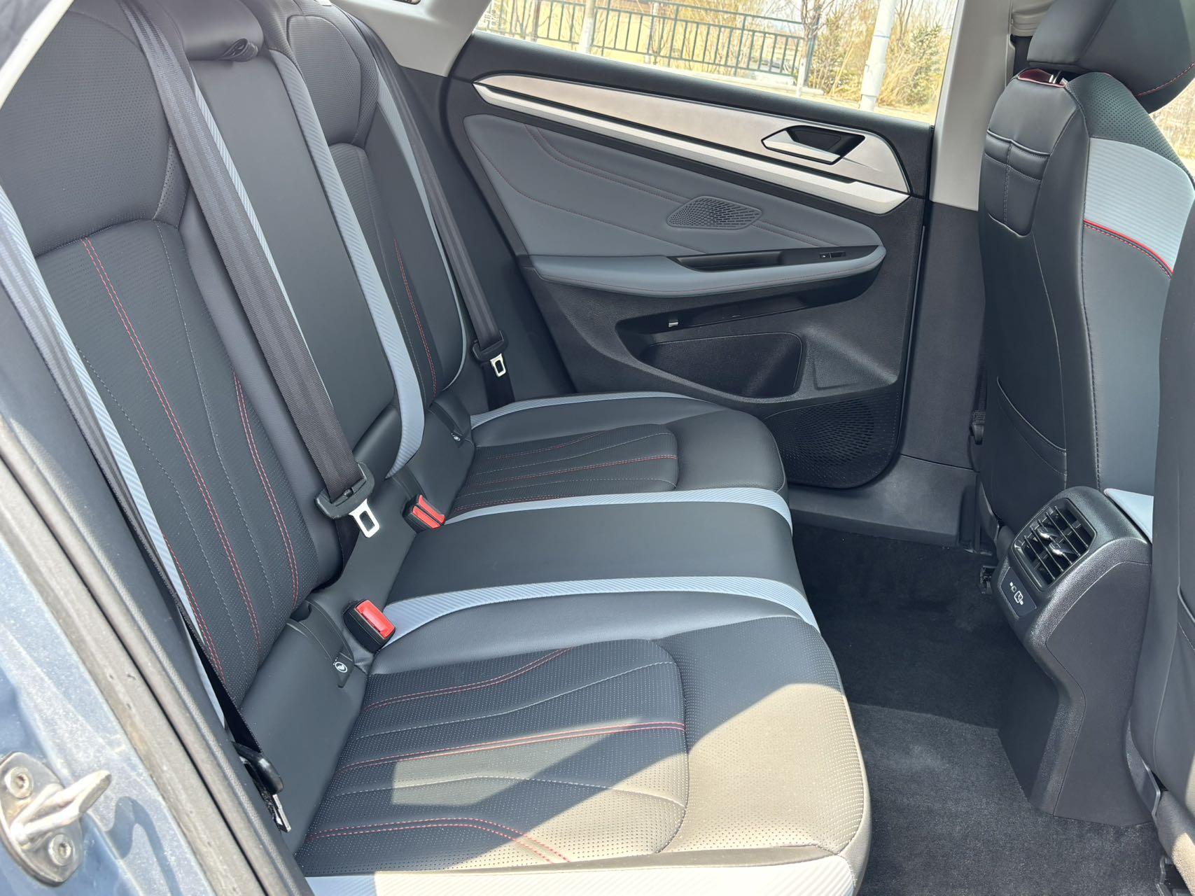 Volkswagen Lingdu 2022, фото 11