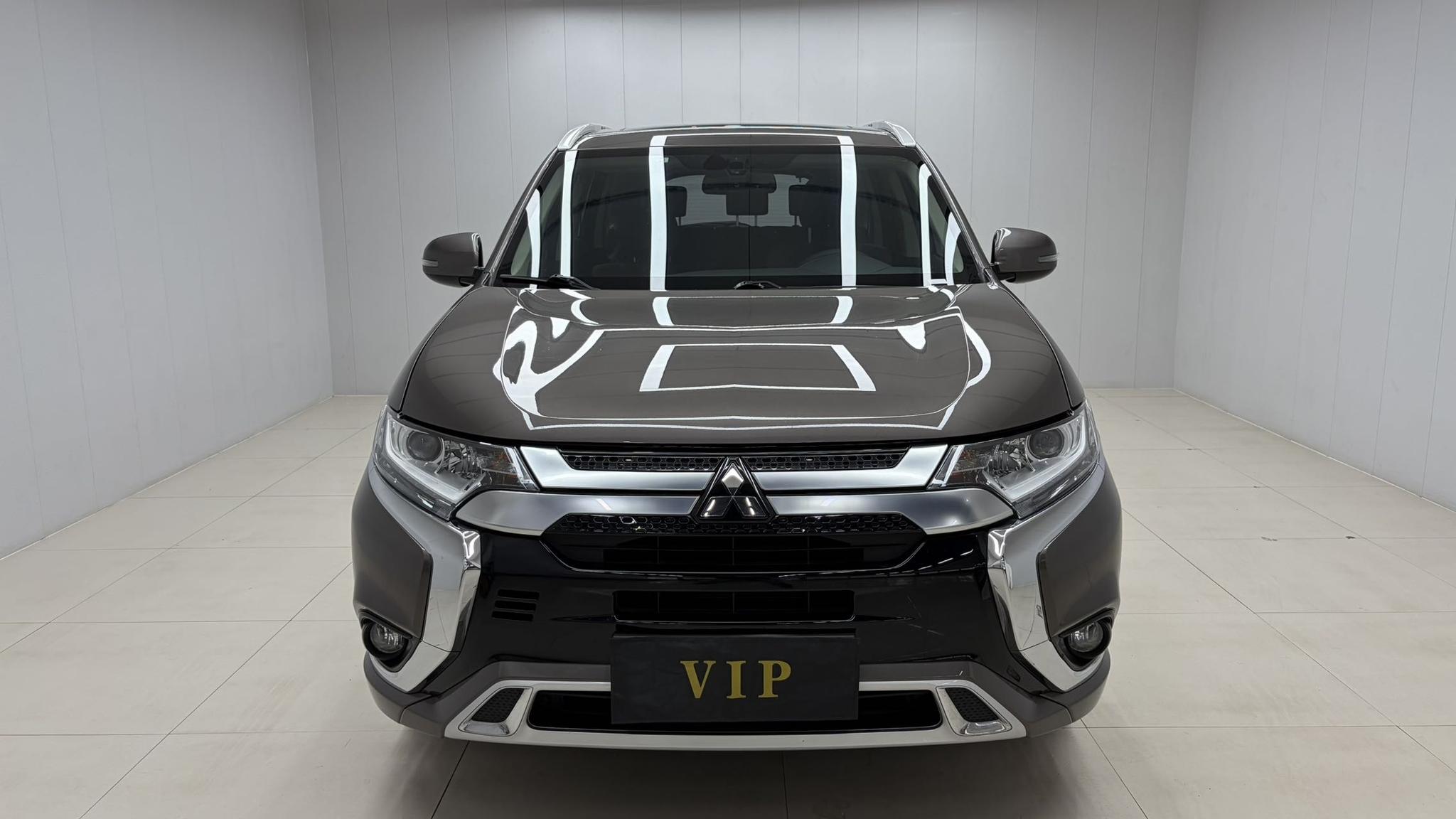 Mitsubishi Outlander 2021, фото 2
