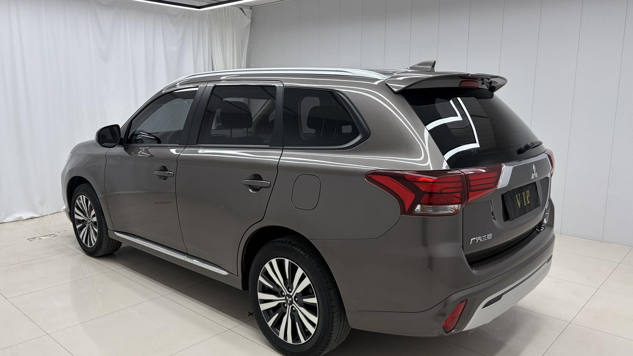 Mitsubishi Outlander 2021, фото 6