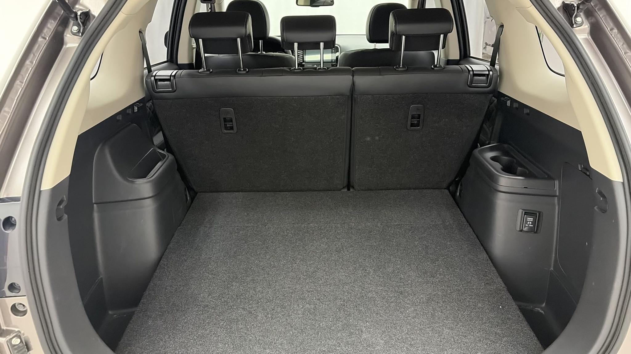 Mitsubishi Outlander 2021, фото 16