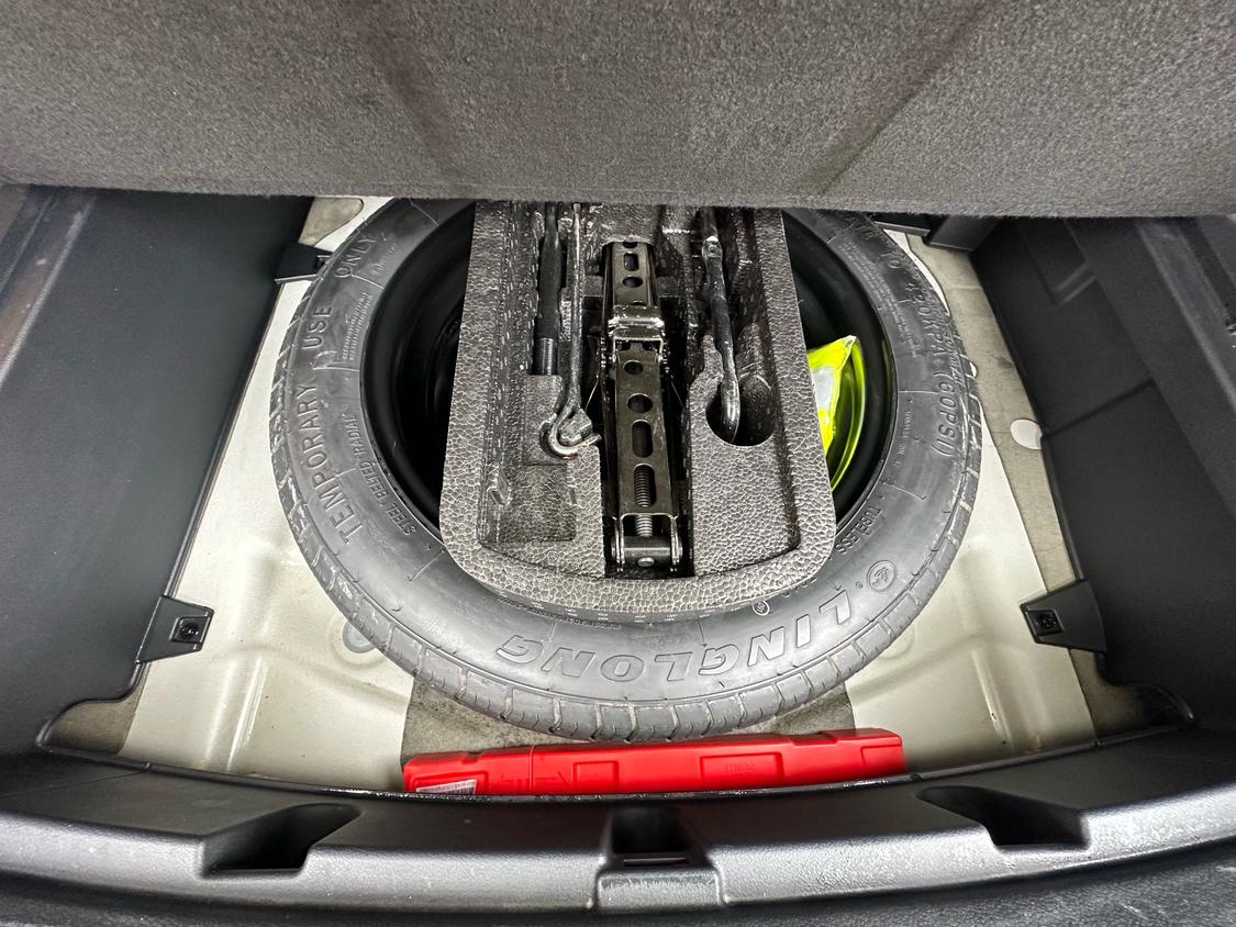 Geely Emgrand X6 2021, фото 17