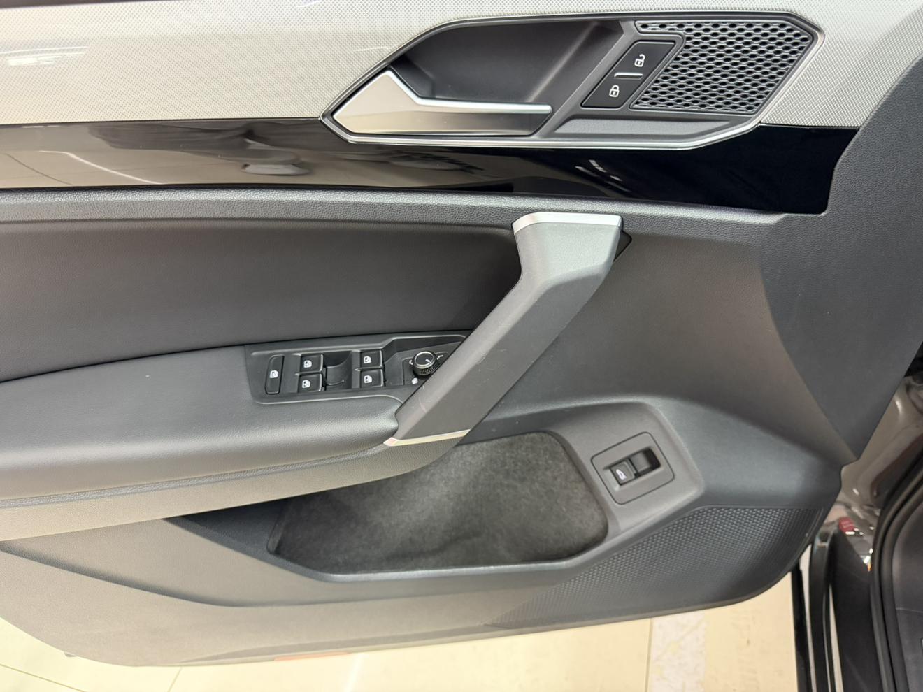 Volkswagen Tayron 2022, фото 11
