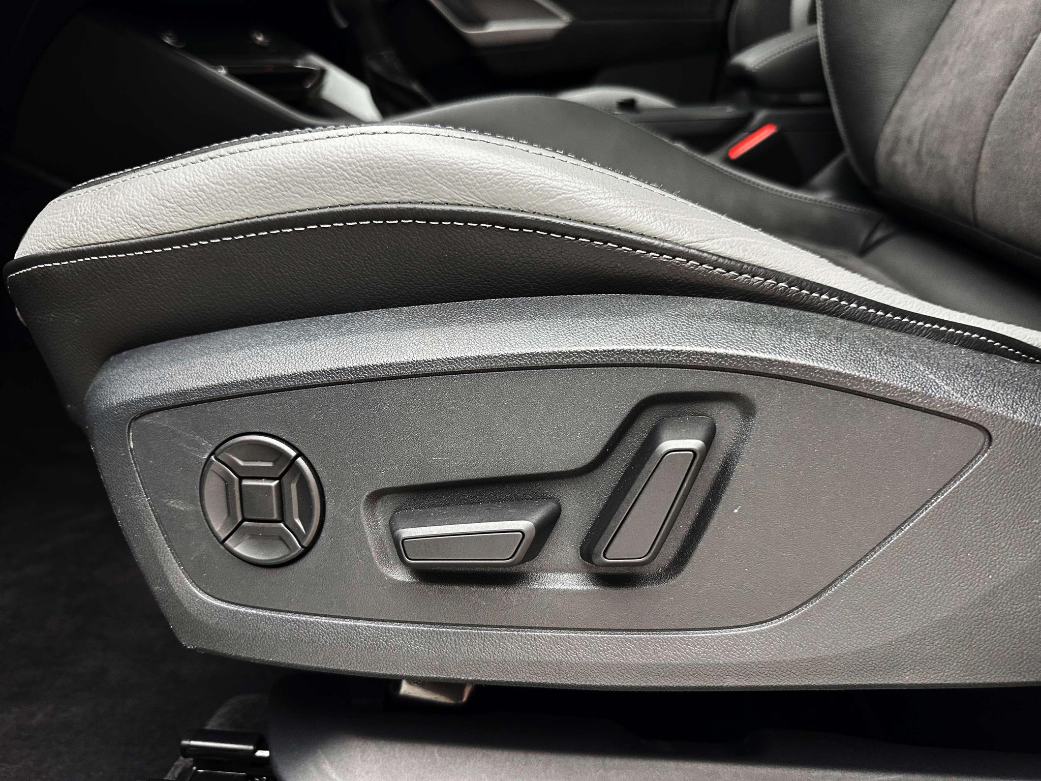 Audi Q3 2022, фото 17