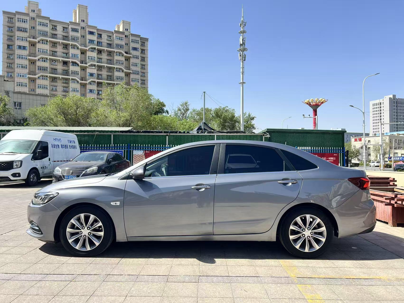 Chevrolet Onix 2022, фото 17