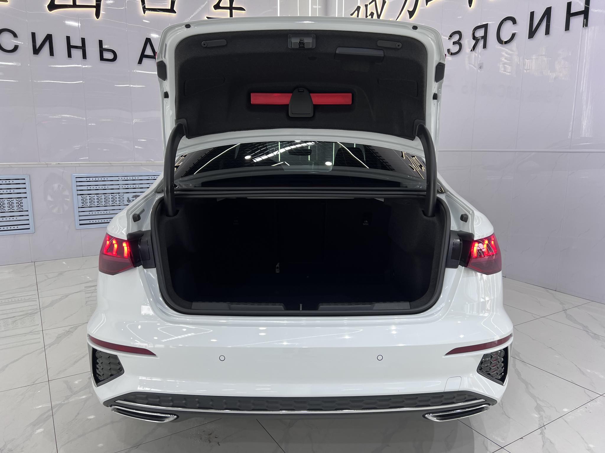 Audi A3 2022, фото 17