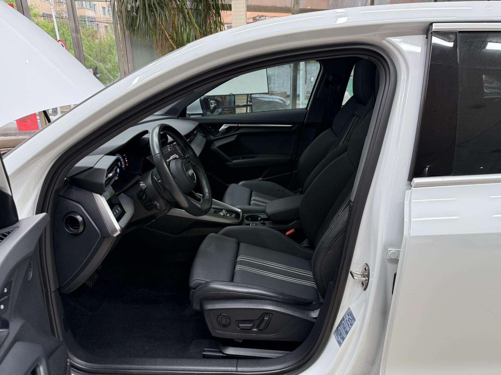 Audi A3 2023, фото 16