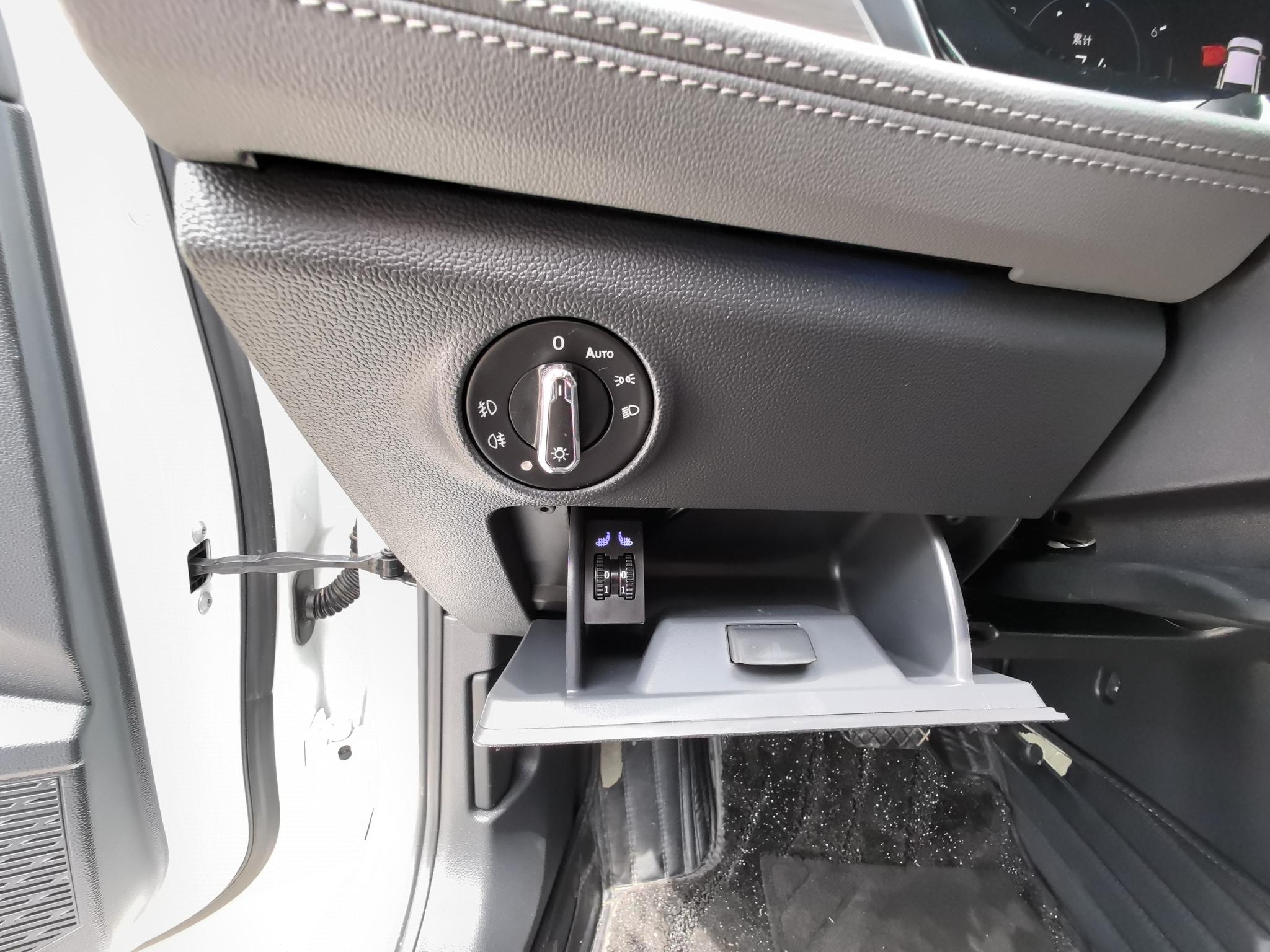 Volkswagen Jetta 2022, фото 17