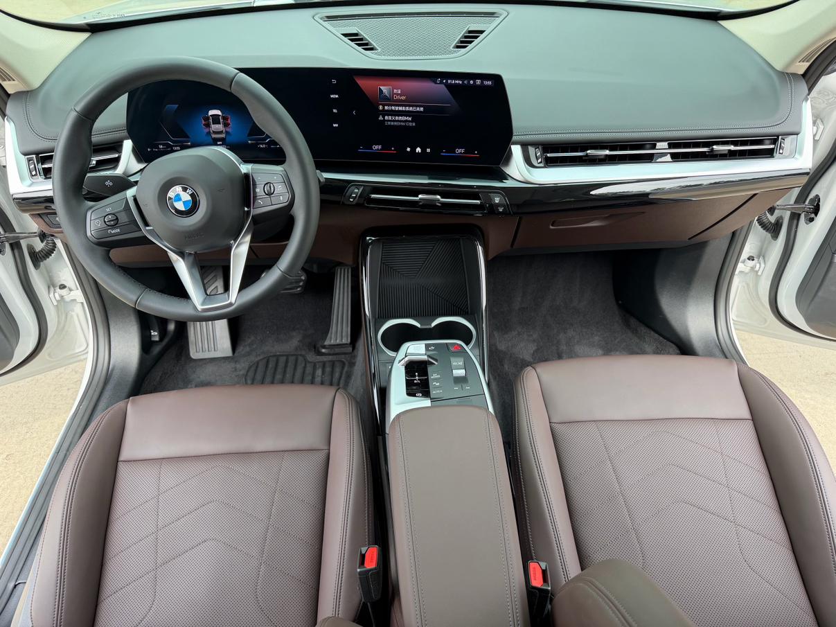 BMW X1 2023, фото 16