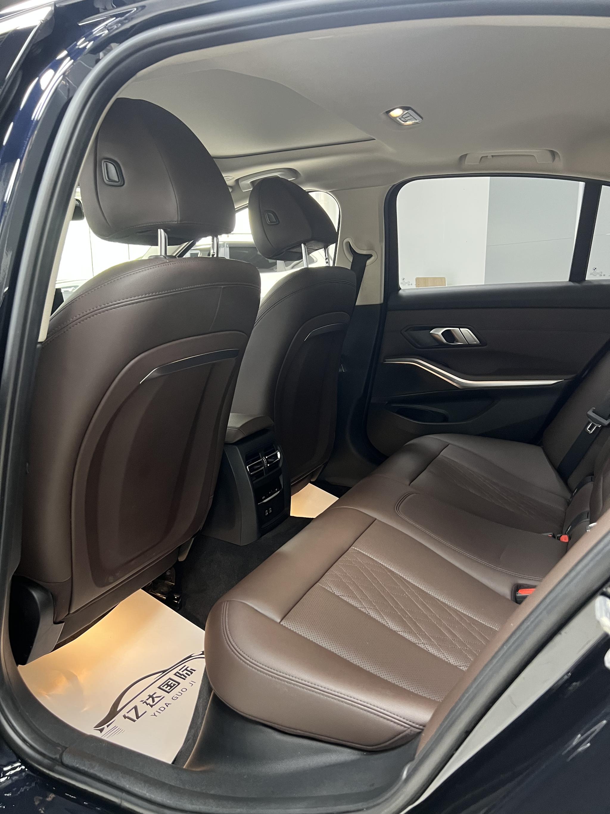 BMW 3 2023, фото 15