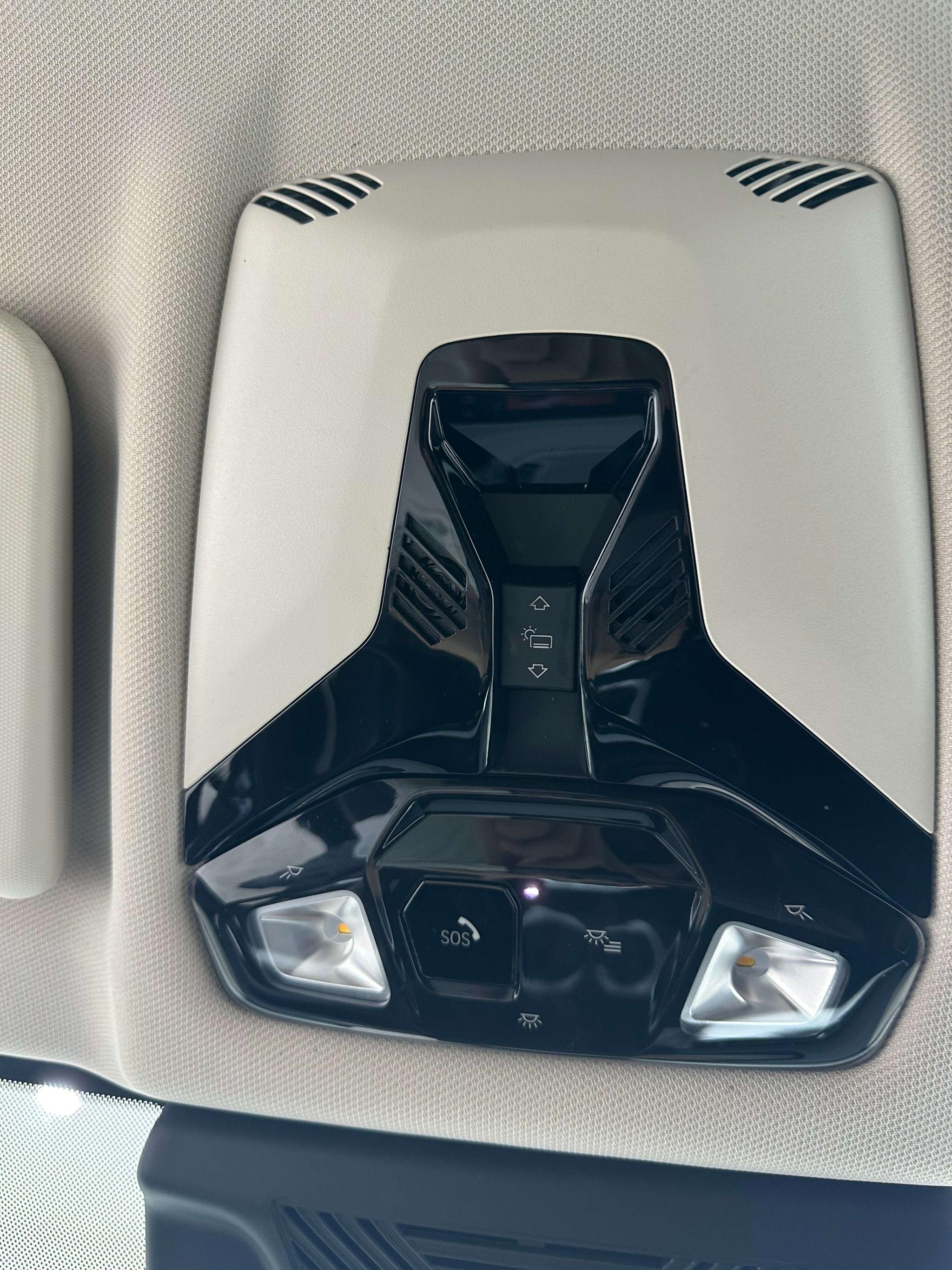 BMW X1 2023, фото 17