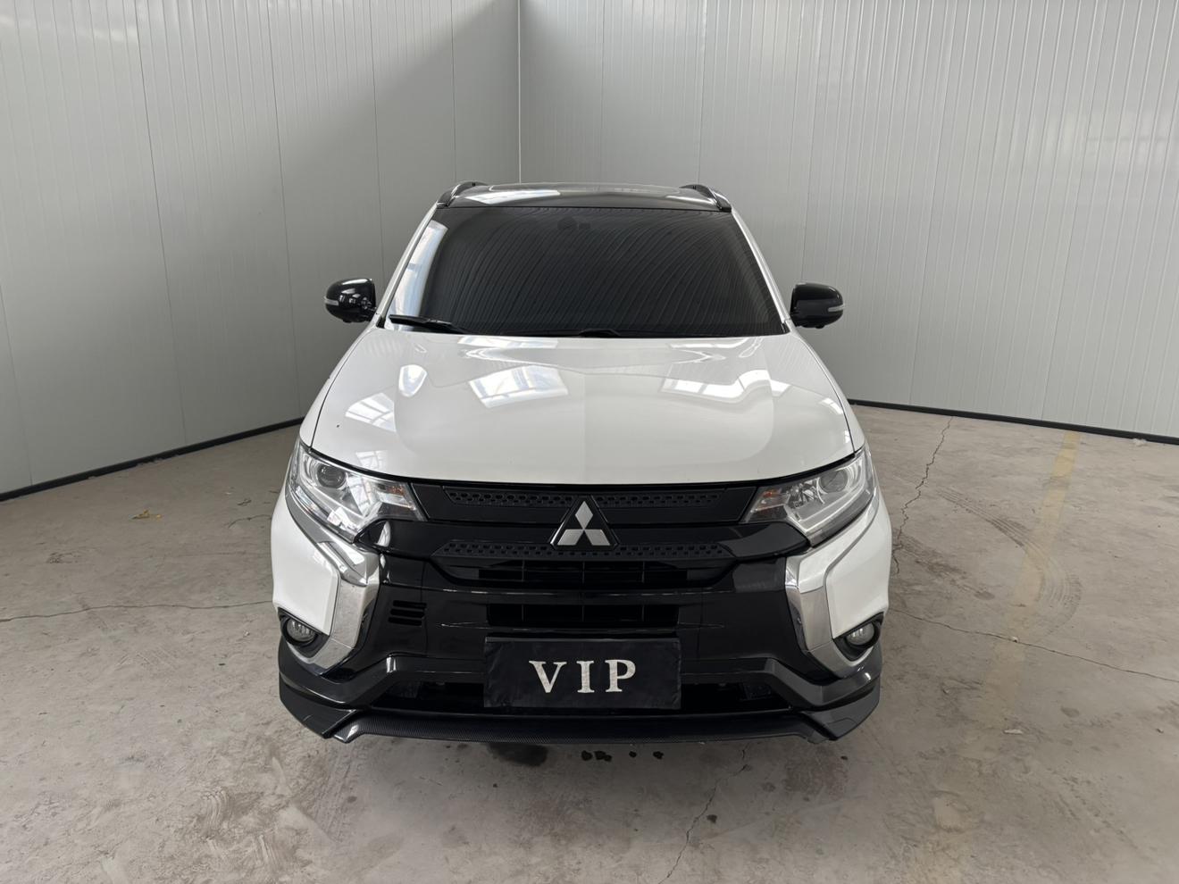 Mitsubishi Outlander 2021, фото 3