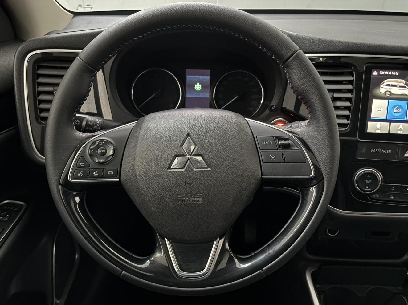 Mitsubishi Outlander 2021, фото 10