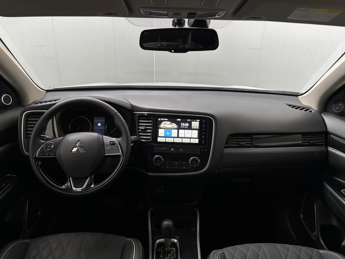 Mitsubishi Outlander 2021, фото 11