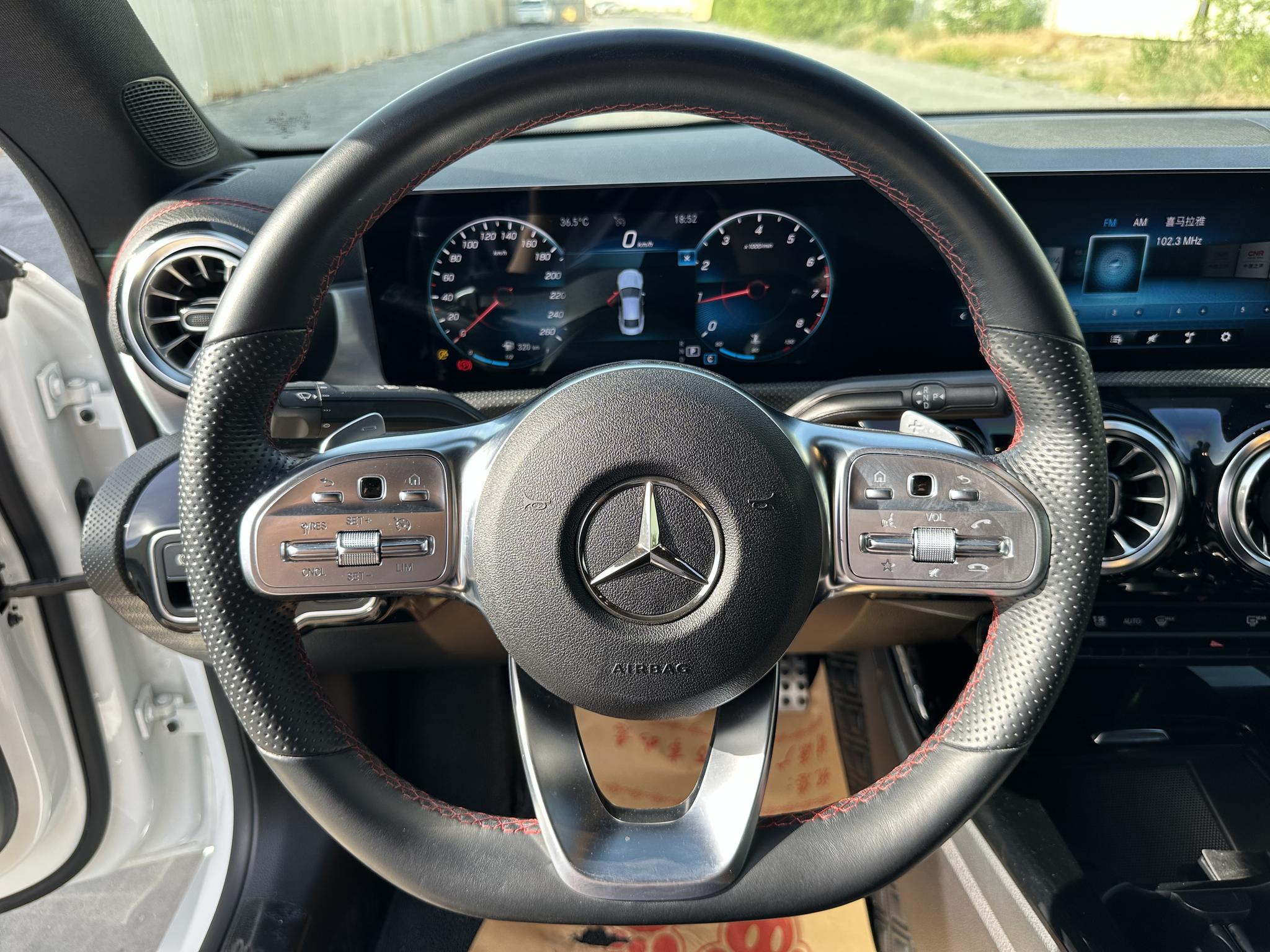 Mercedes-Benz CLA 2022, фото 14