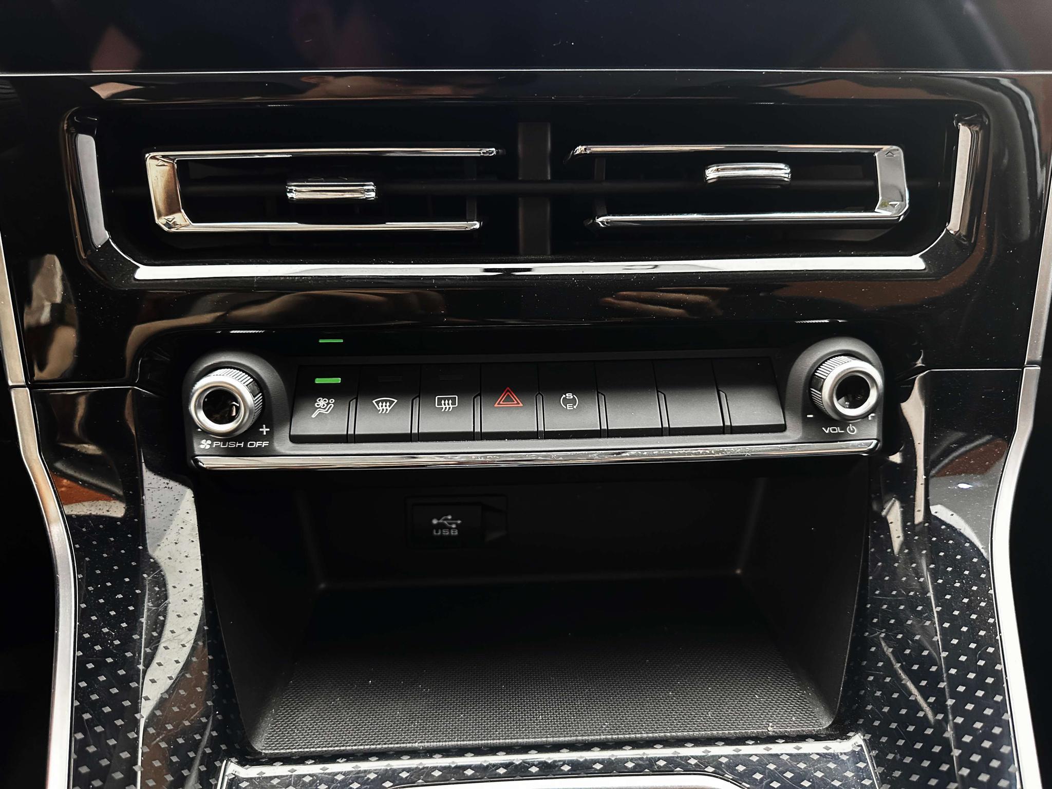Haval M6 2021, фото 15