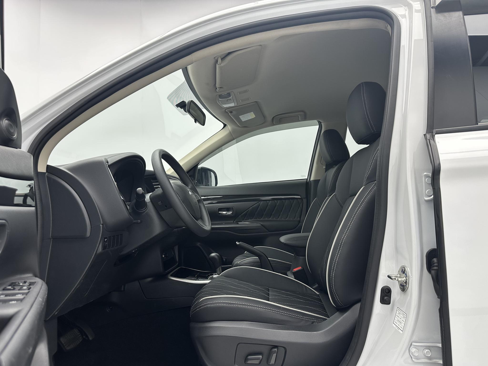 Mitsubishi Outlander 2021, фото 5