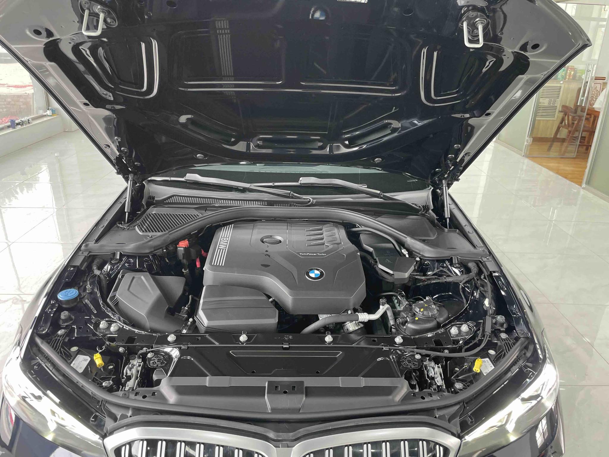 BMW 3 2023, фото 16