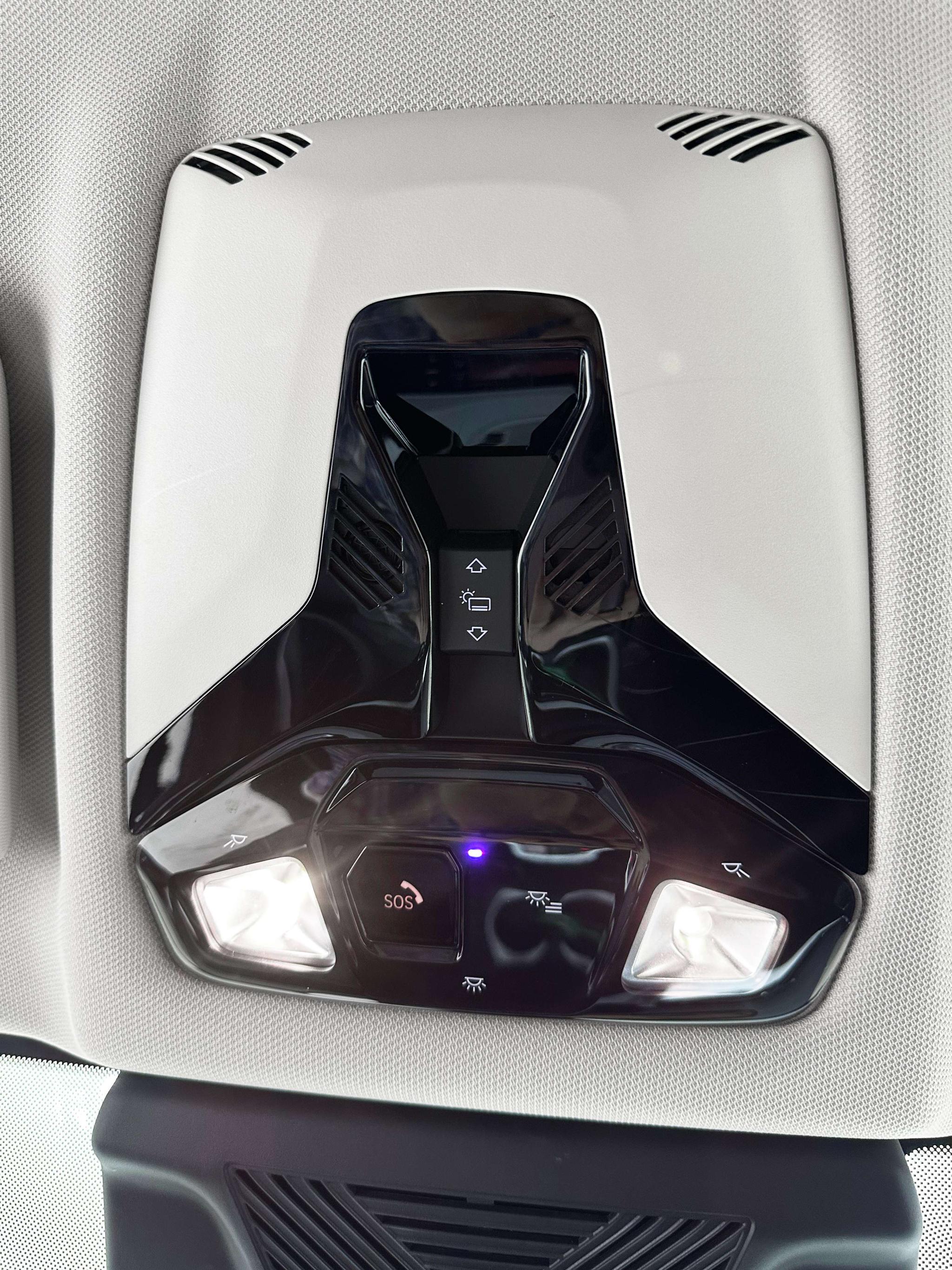 BMW X1 2023, фото 17