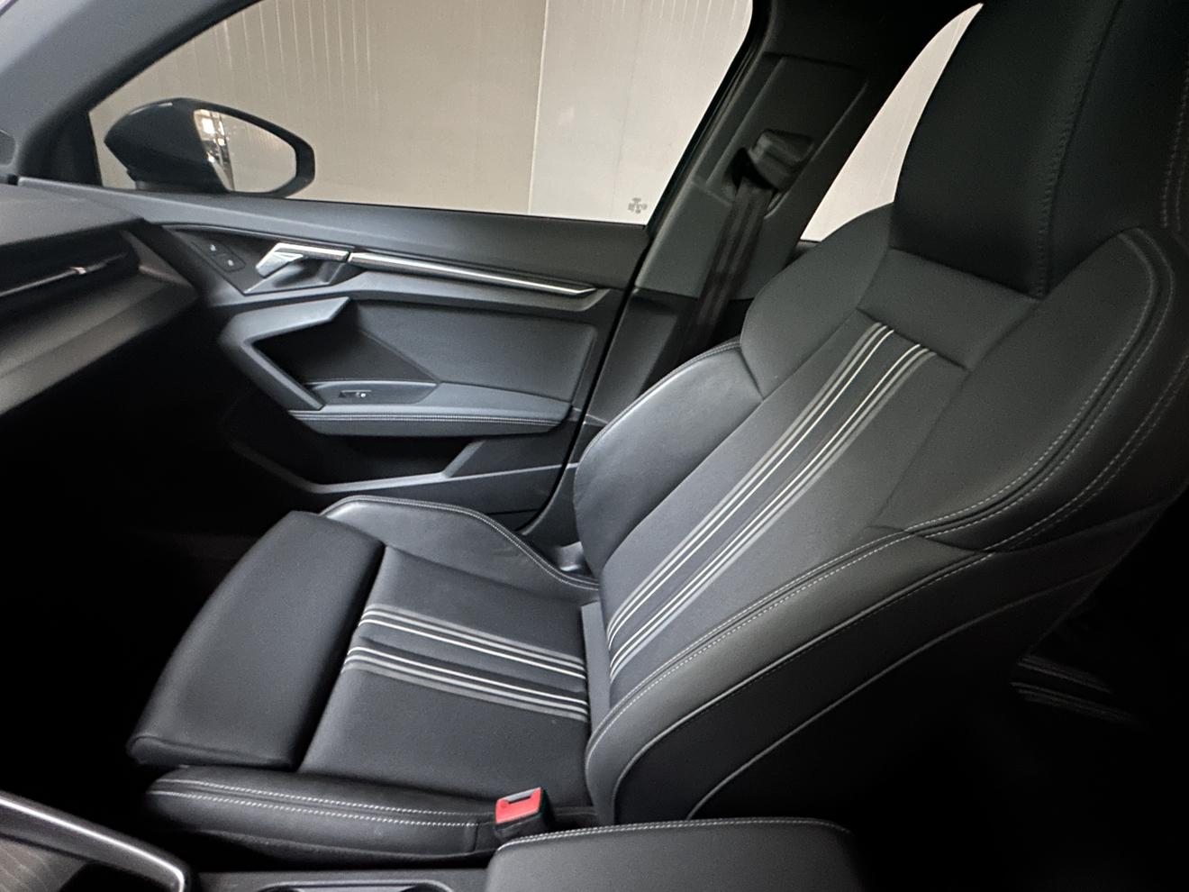 Audi A3 2022, фото 15