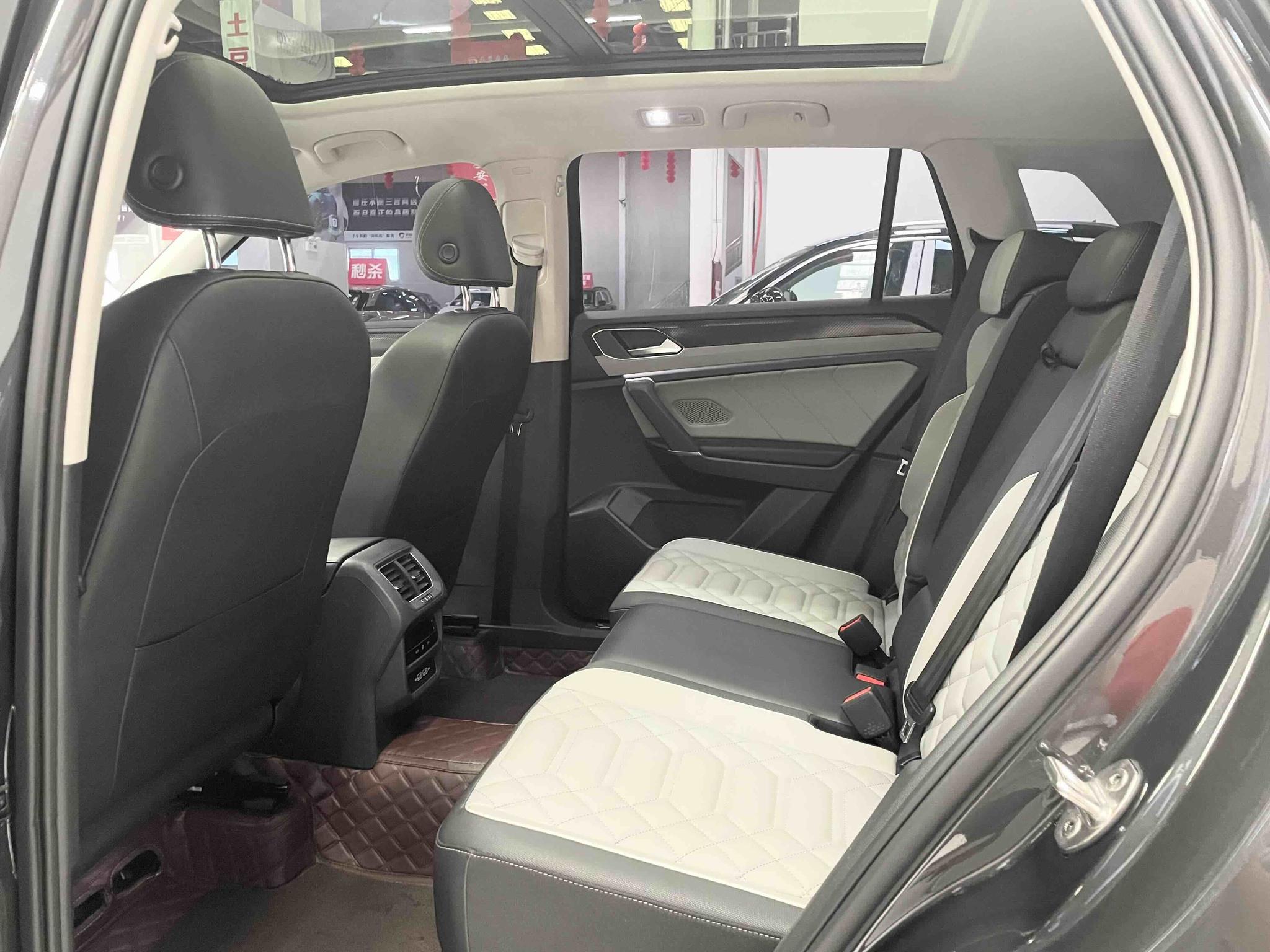 Volkswagen Tayron 2023, фото 10
