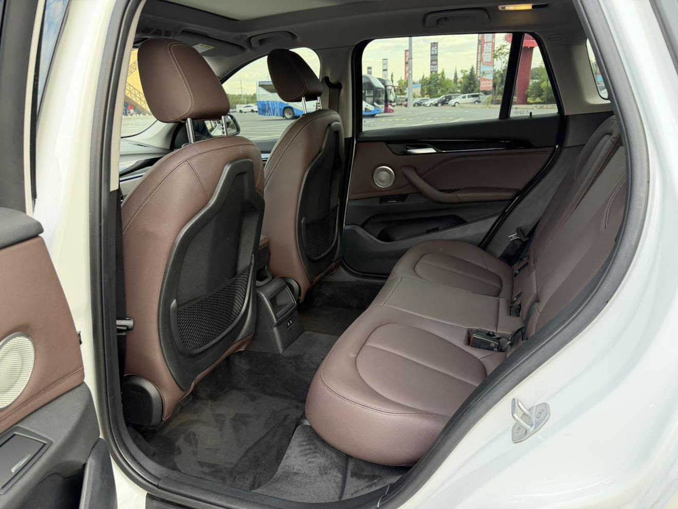 BMW X1 2022, фото 9