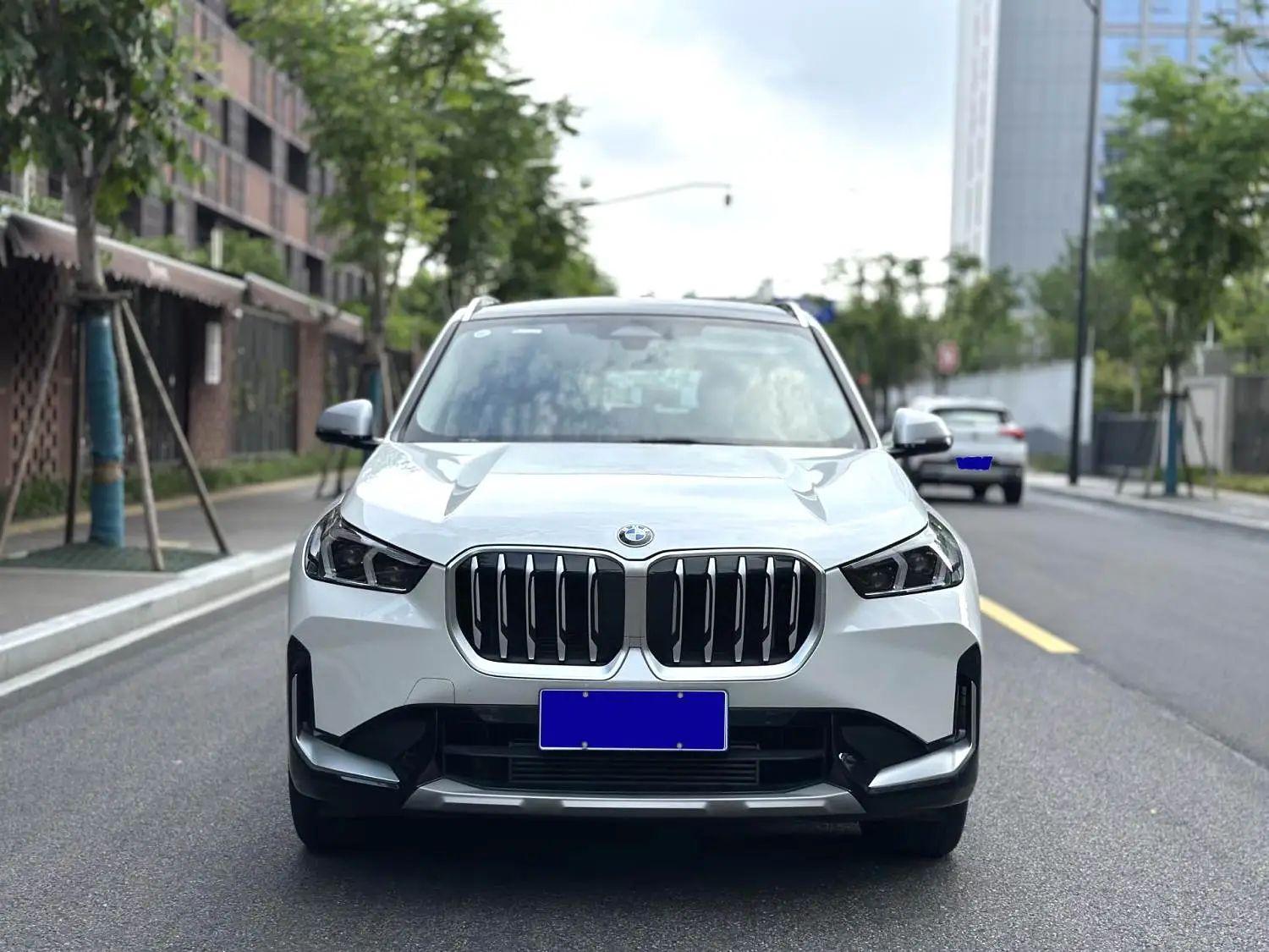 BMW X1 2023, фото 2