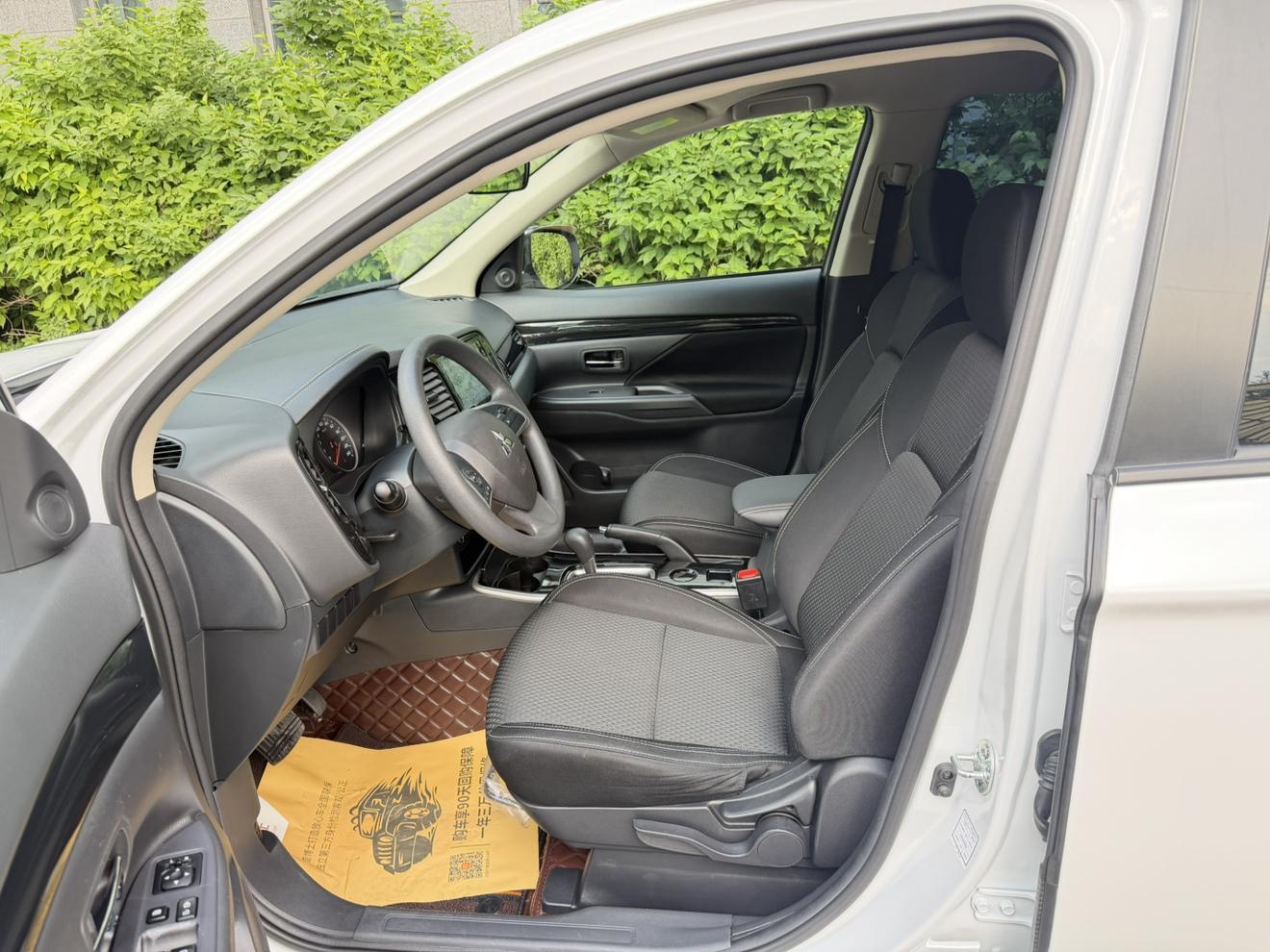 Mitsubishi Outlander 2021, фото 8