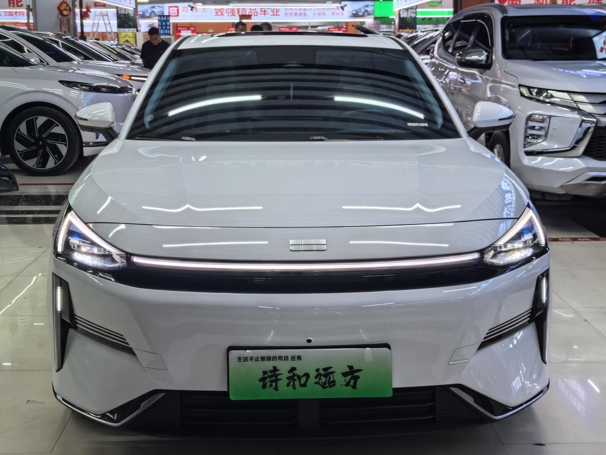 Geely Galaxy L6 2025, фото 2