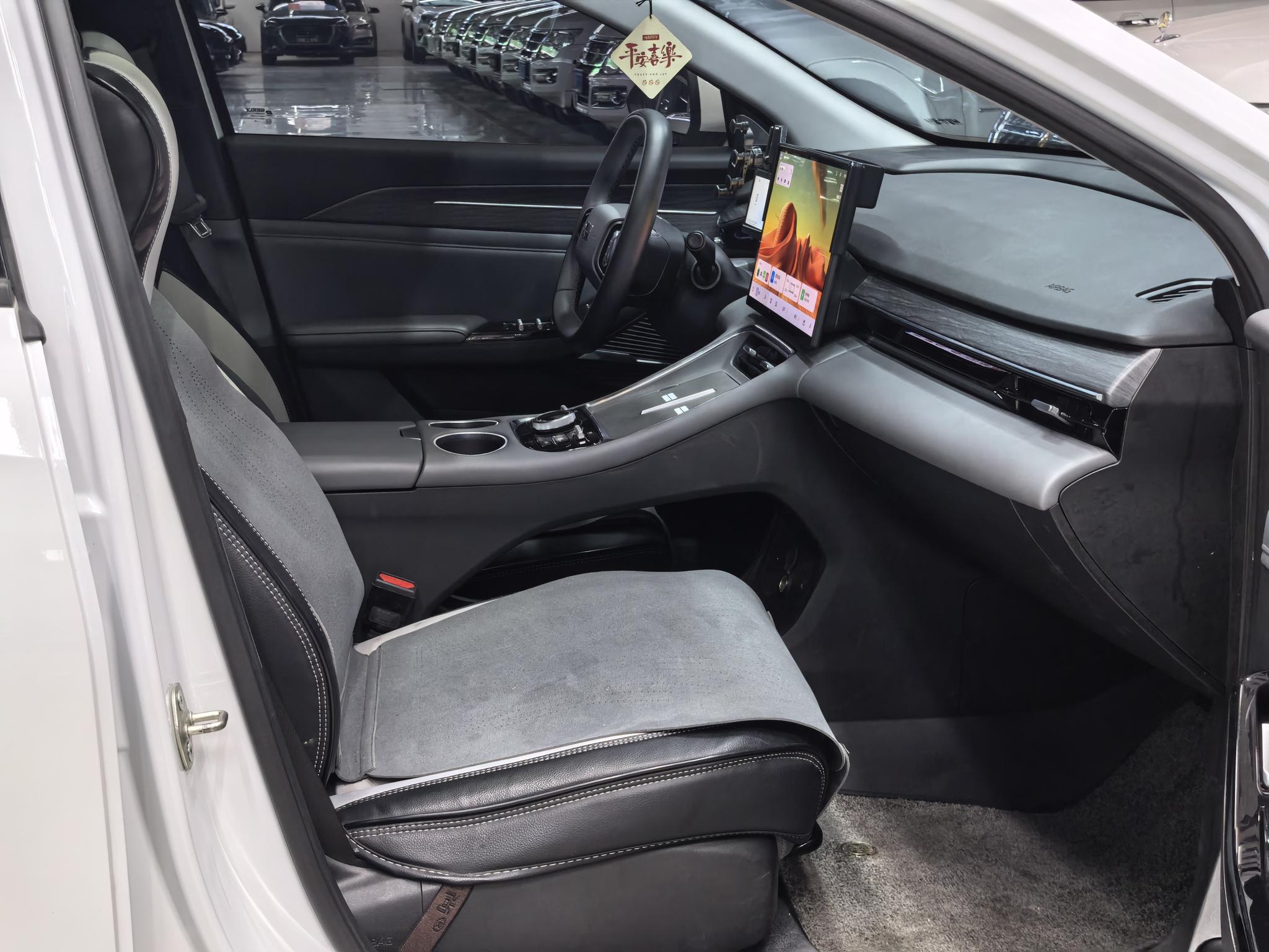 Geely Galaxy L6 2025, фото 17