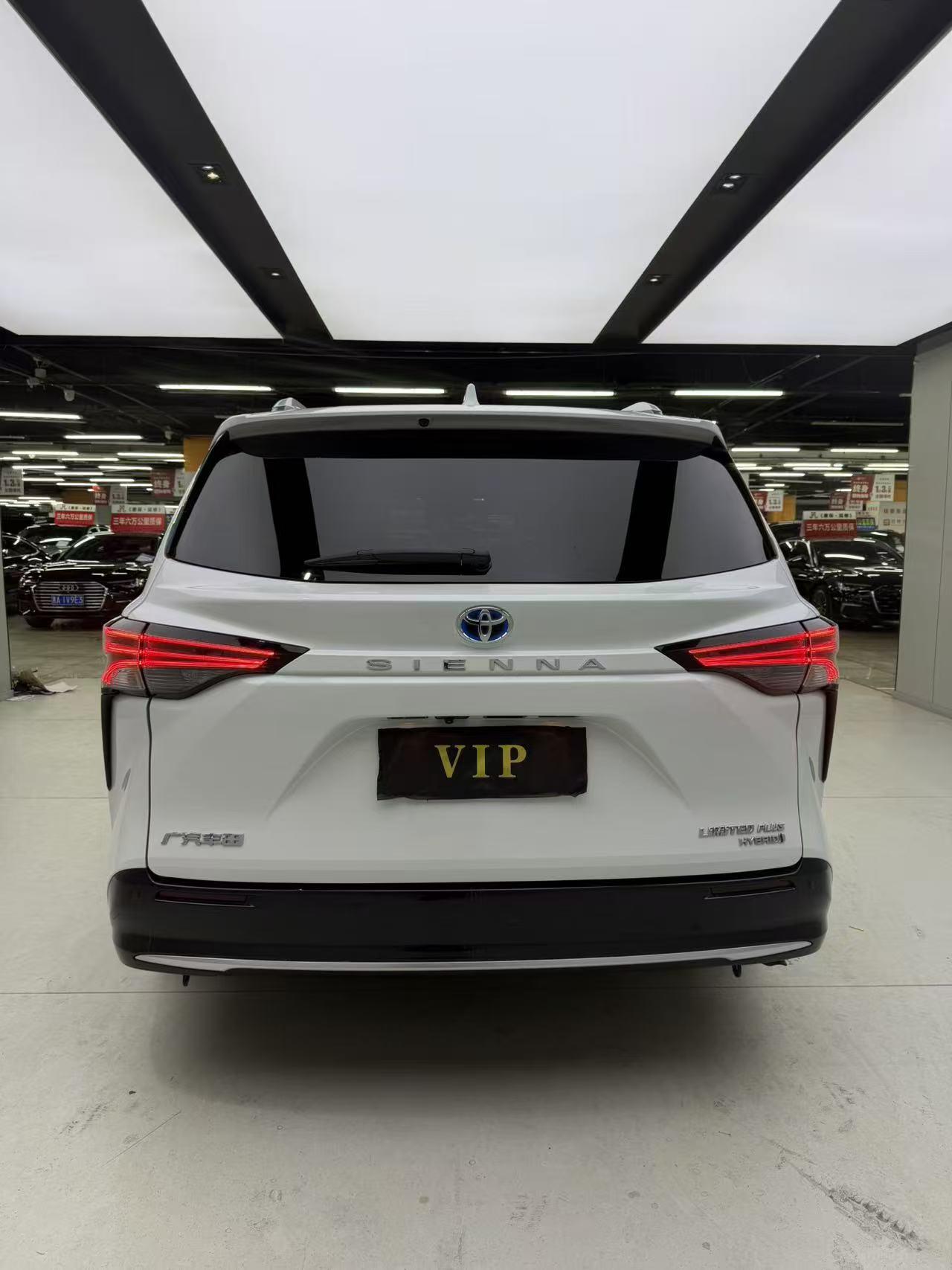 Toyota Sienna 2021, фото 5