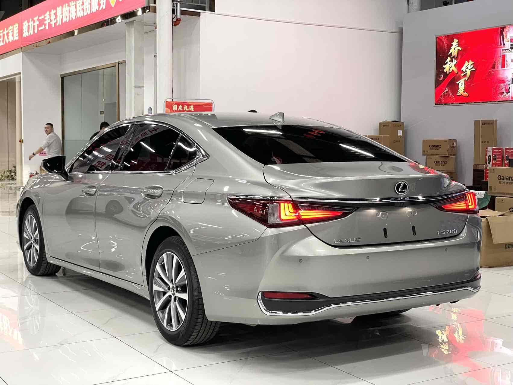 Lexus ES 2021, фото 4