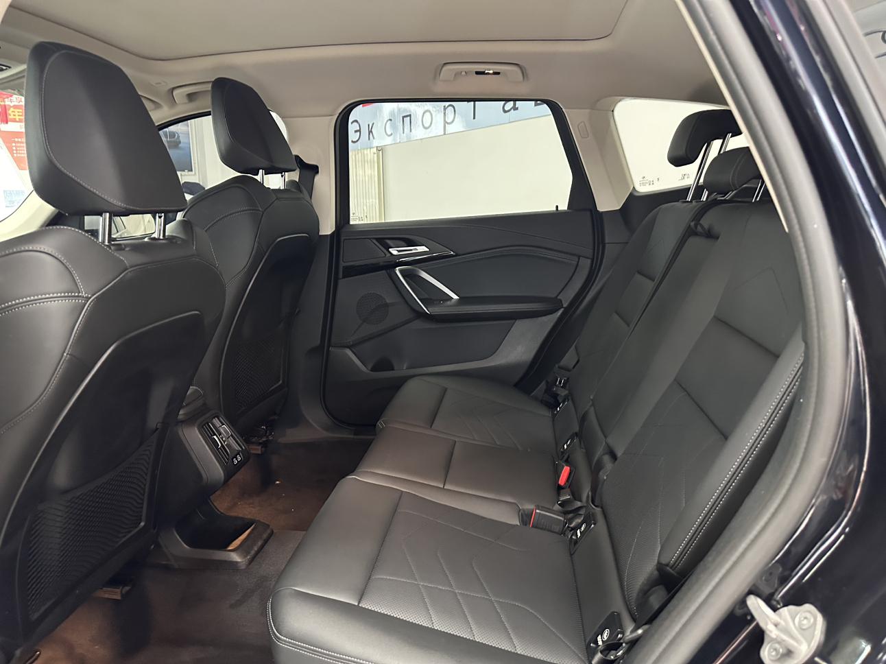 BMW X1 2023, фото 16