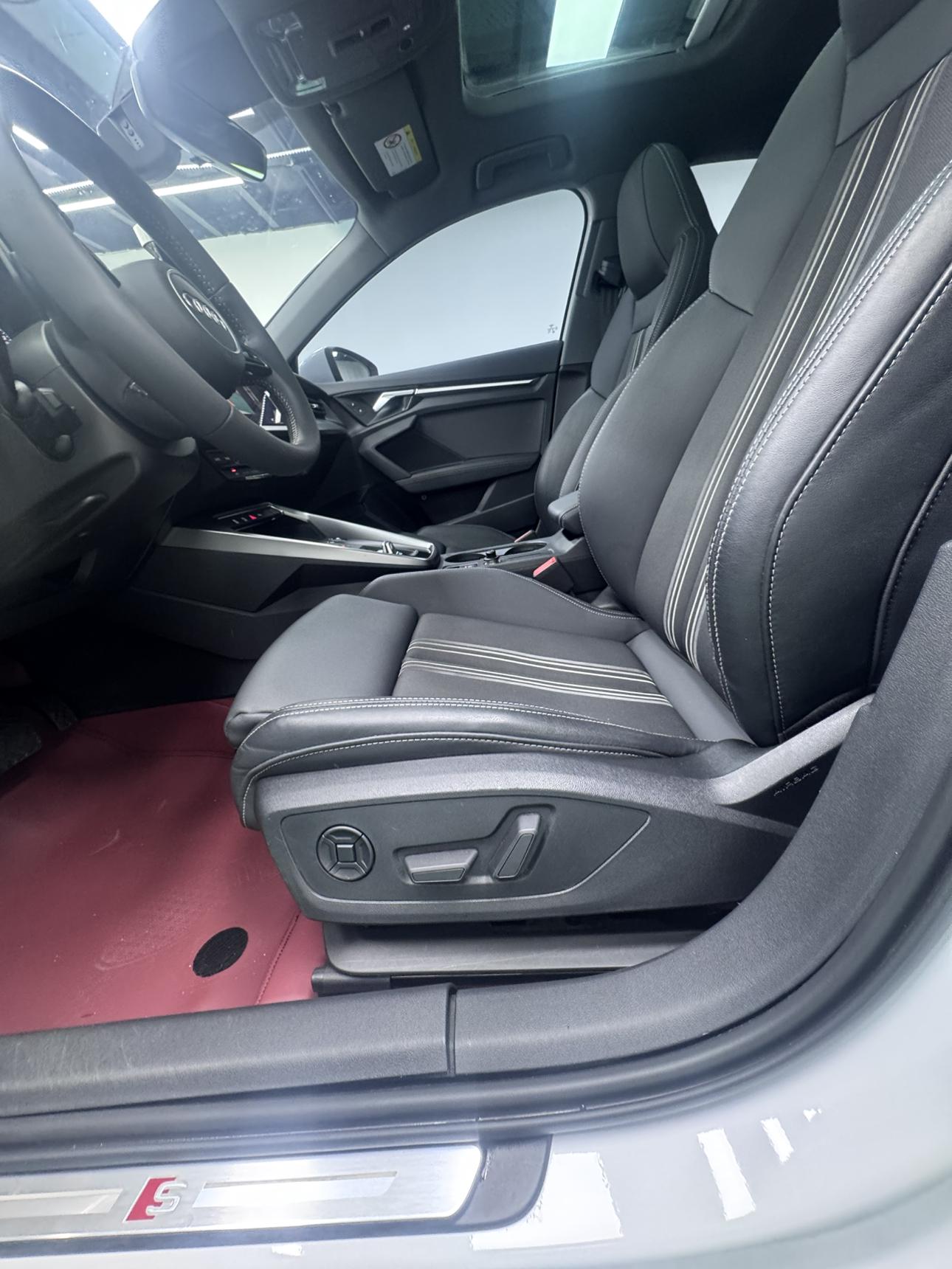 Audi A3 2022, фото 16