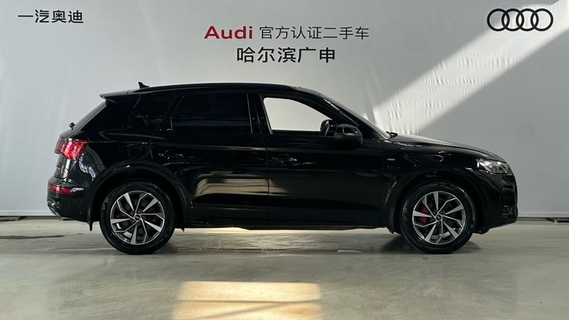 Audi Q5L 2024, фото 5