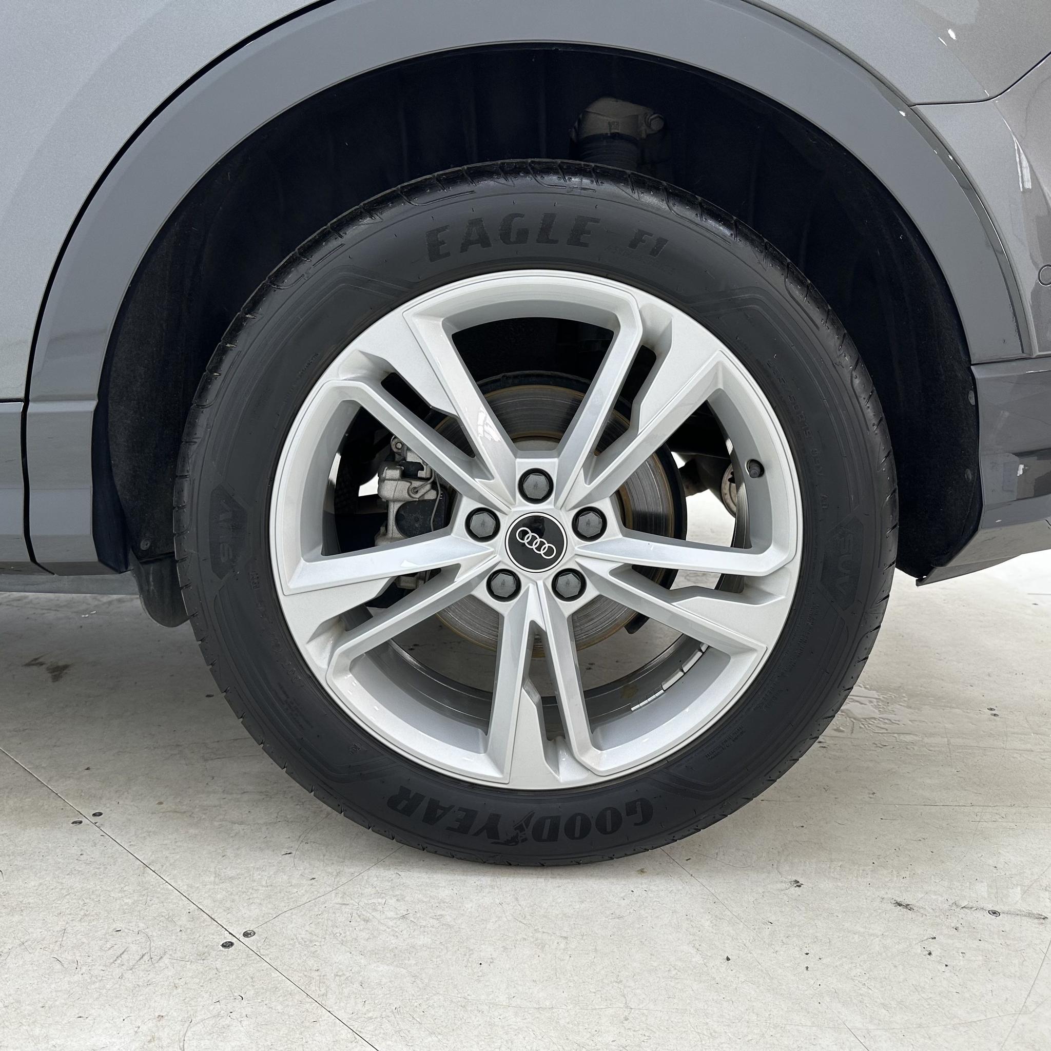 Audi Q3 2023, фото 17