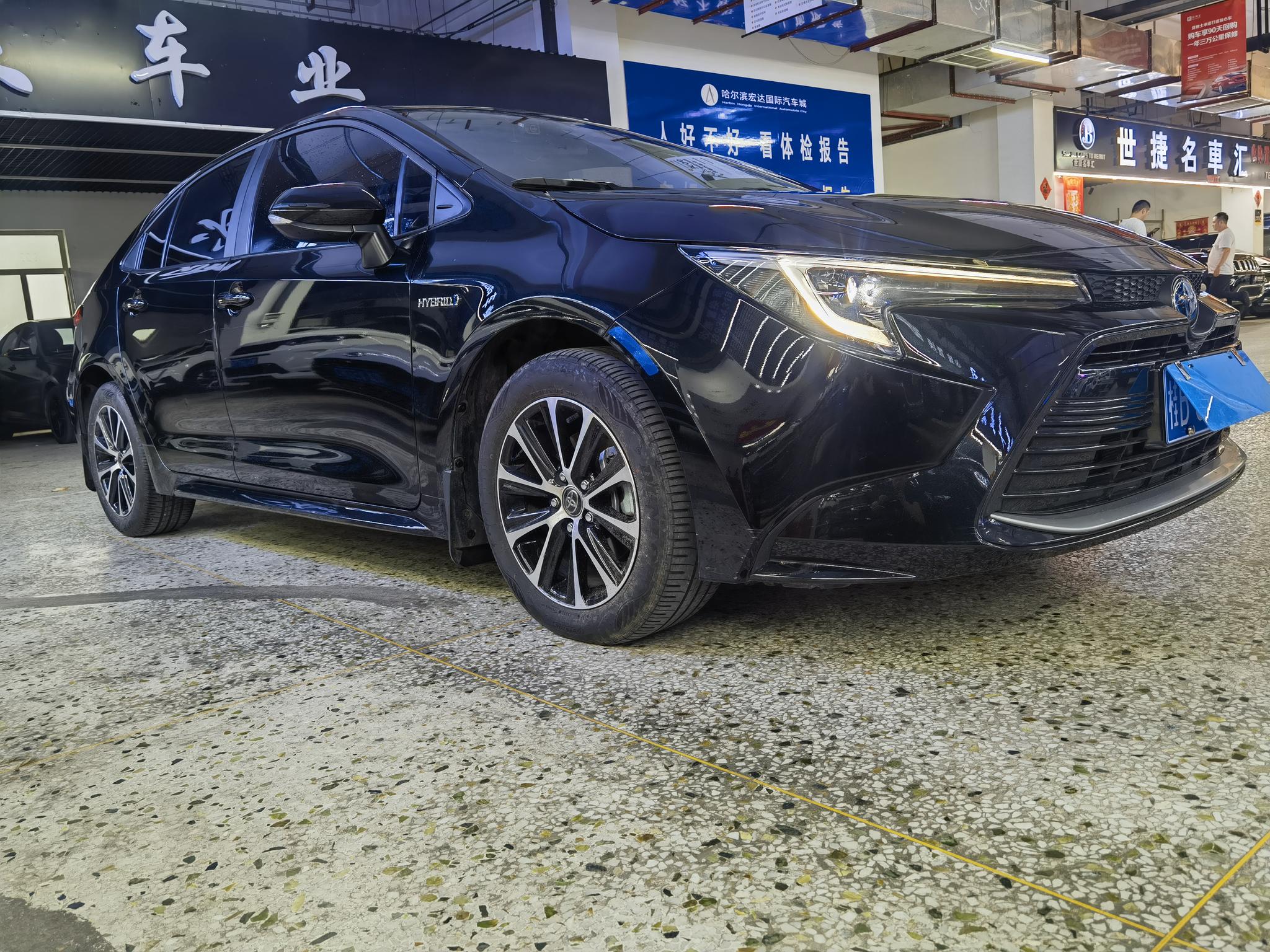 Toyota Corolla 2023, фото 2