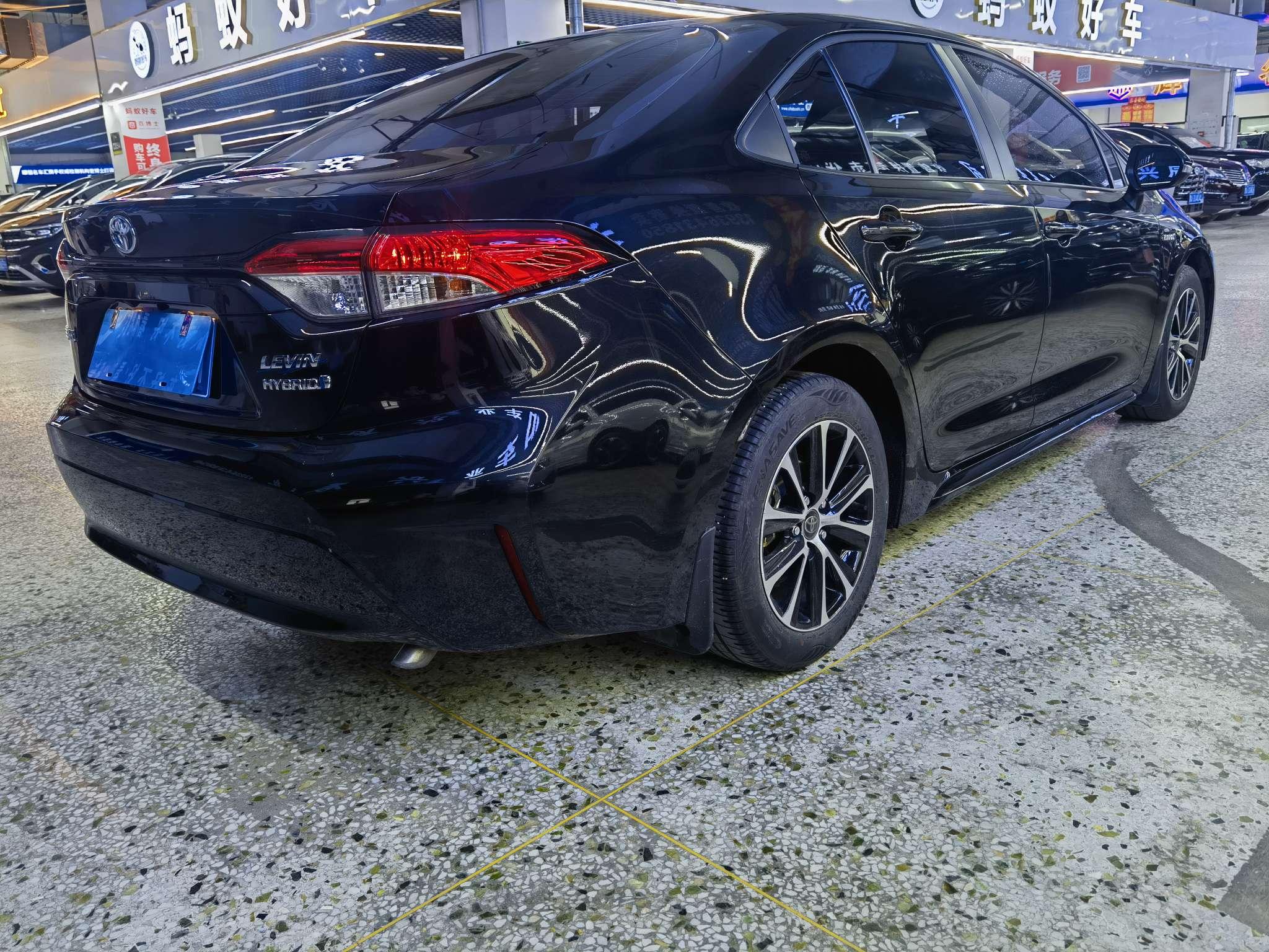 Toyota Corolla 2023, фото 4