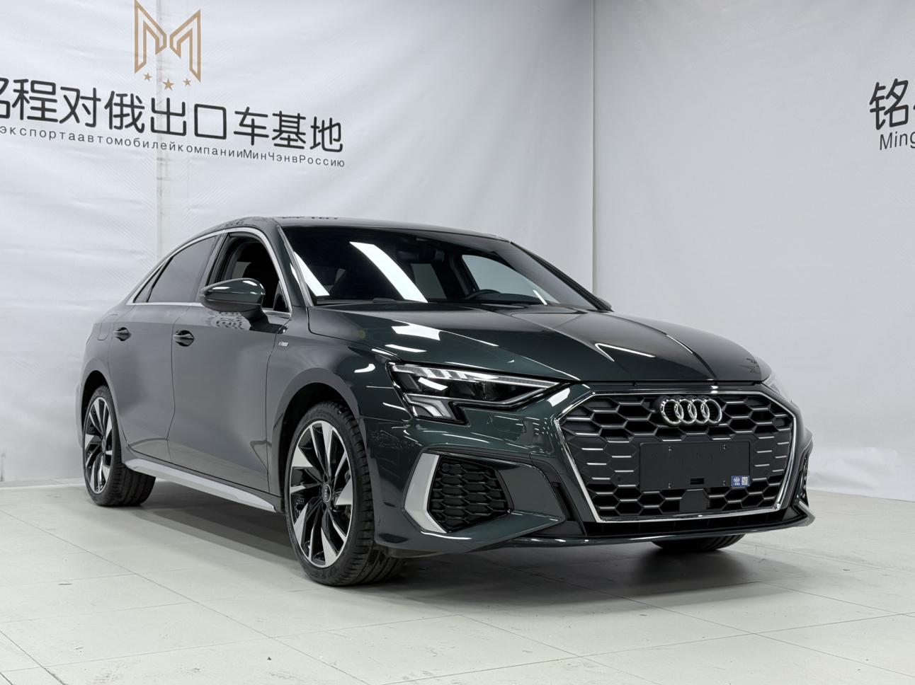 Audi A3 2023, фото 3